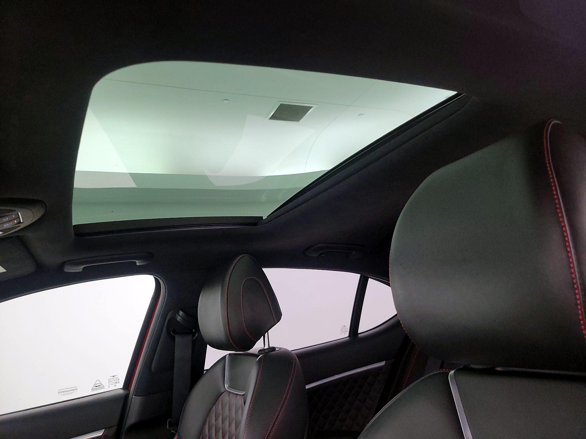Thumbnail: 2019 Genesis G70 - 20