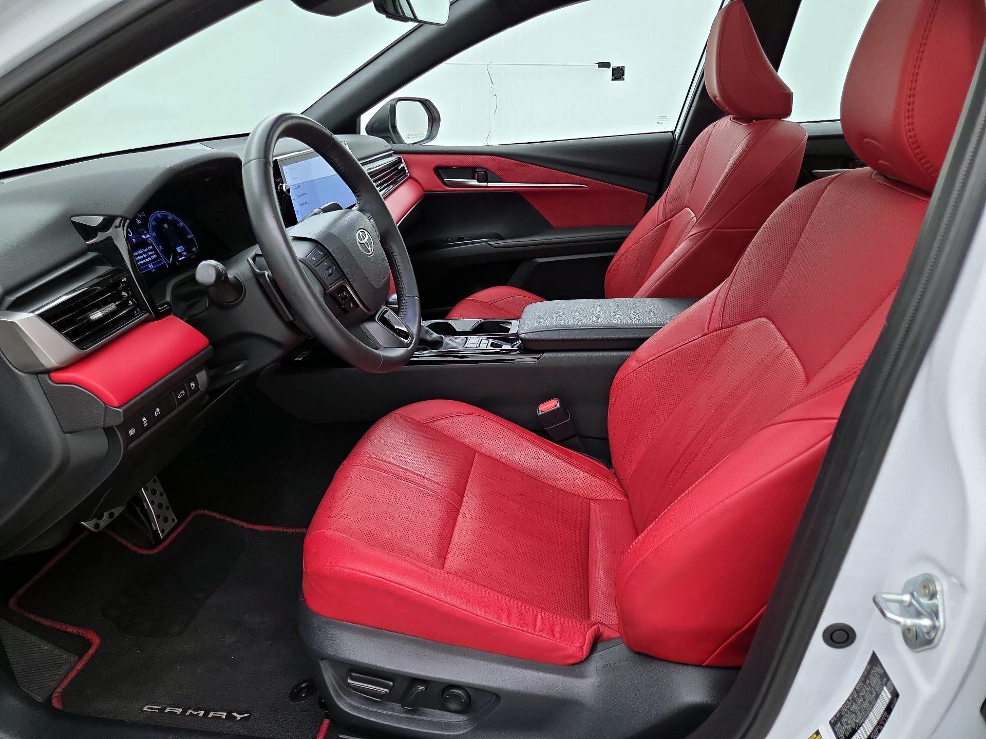 Thumbnail: 2025 Toyota Camry - 11