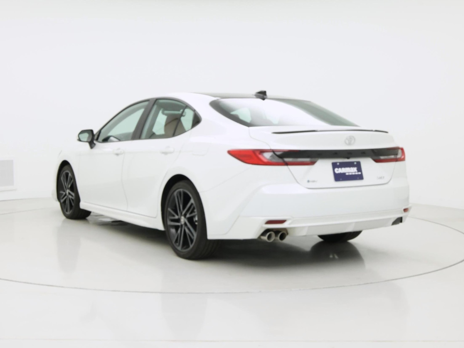 2025 Toyota Camry XSE - Photo 3