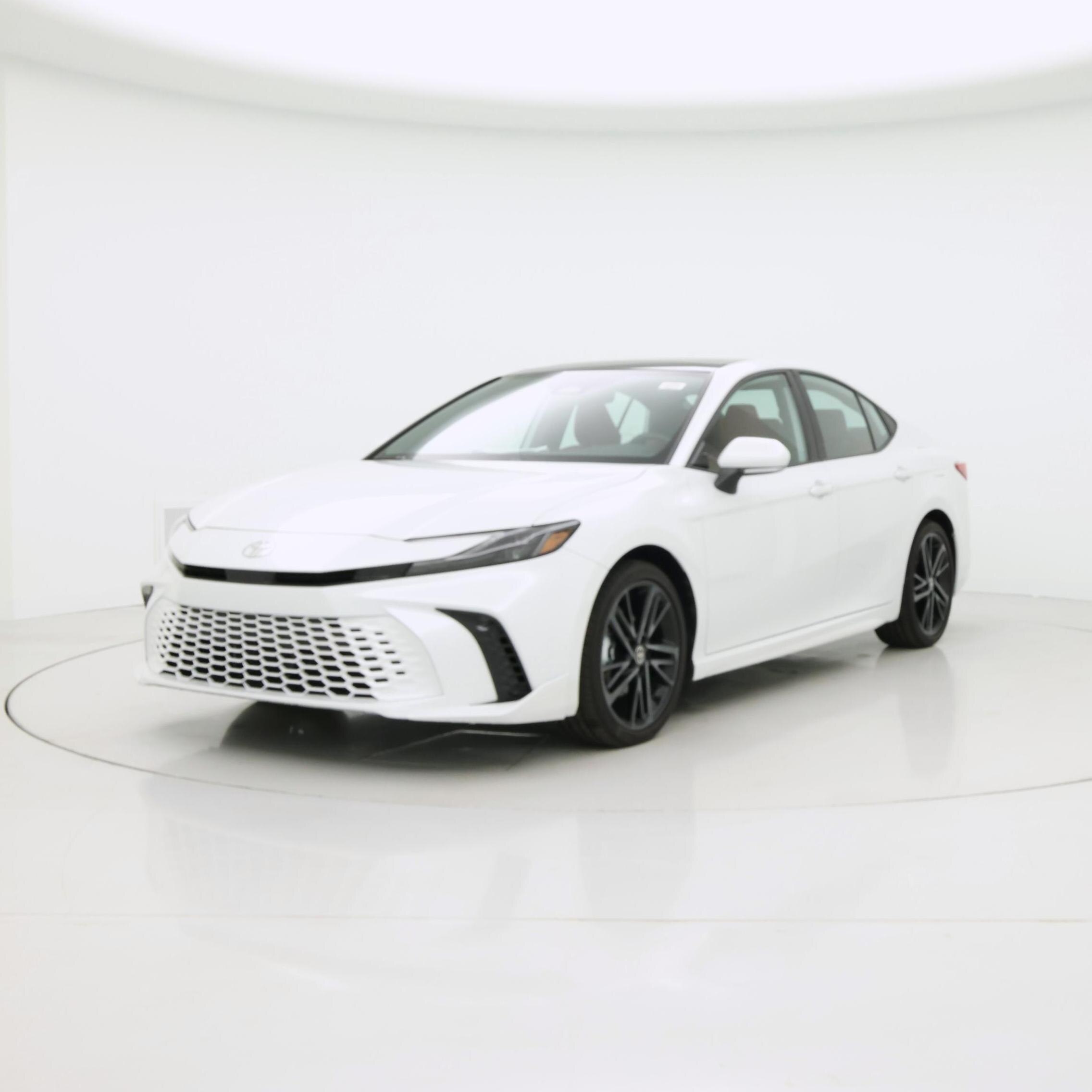 Thumbnail: 2025 Toyota Camry - 4