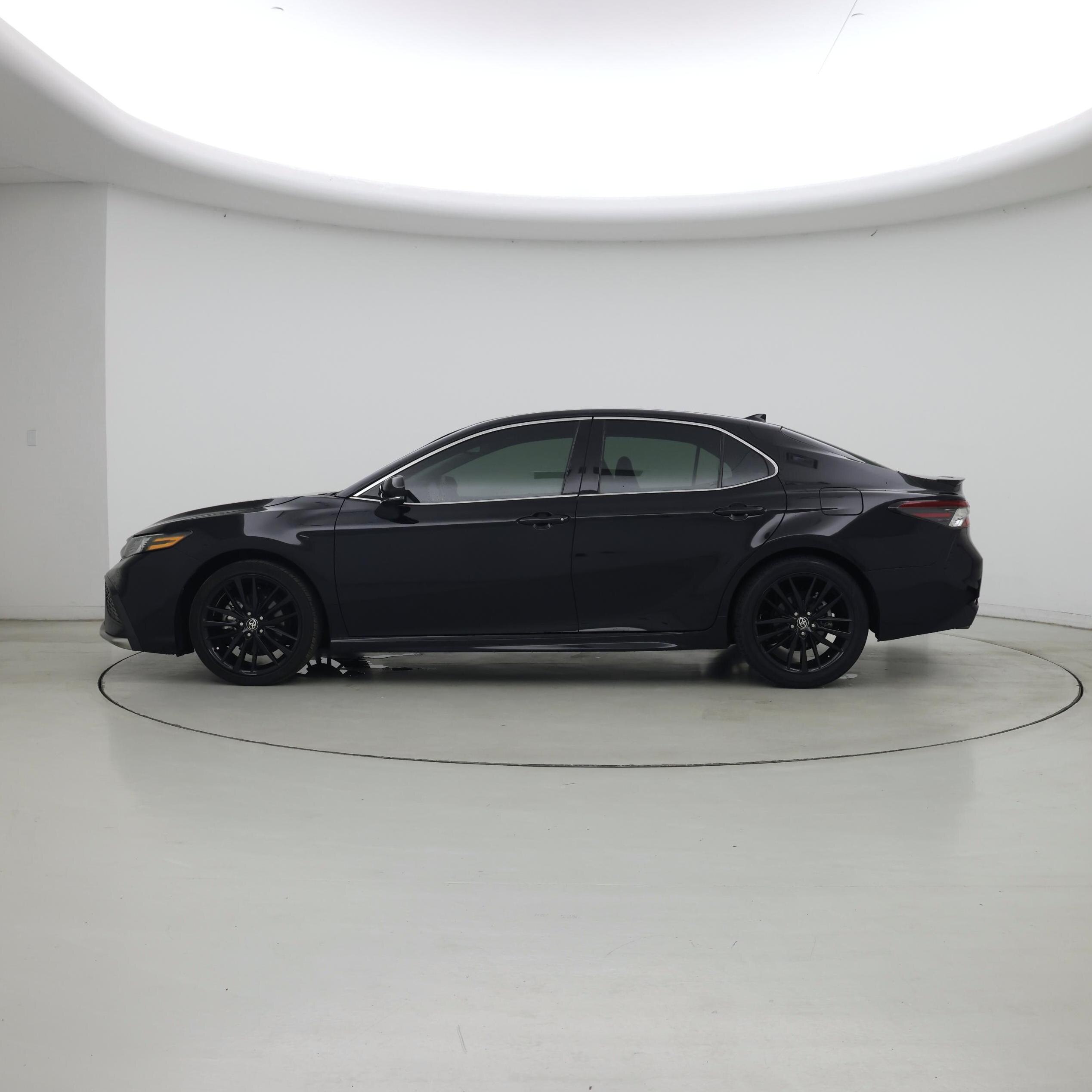 Thumbnail: 2024 Toyota Camry - 3