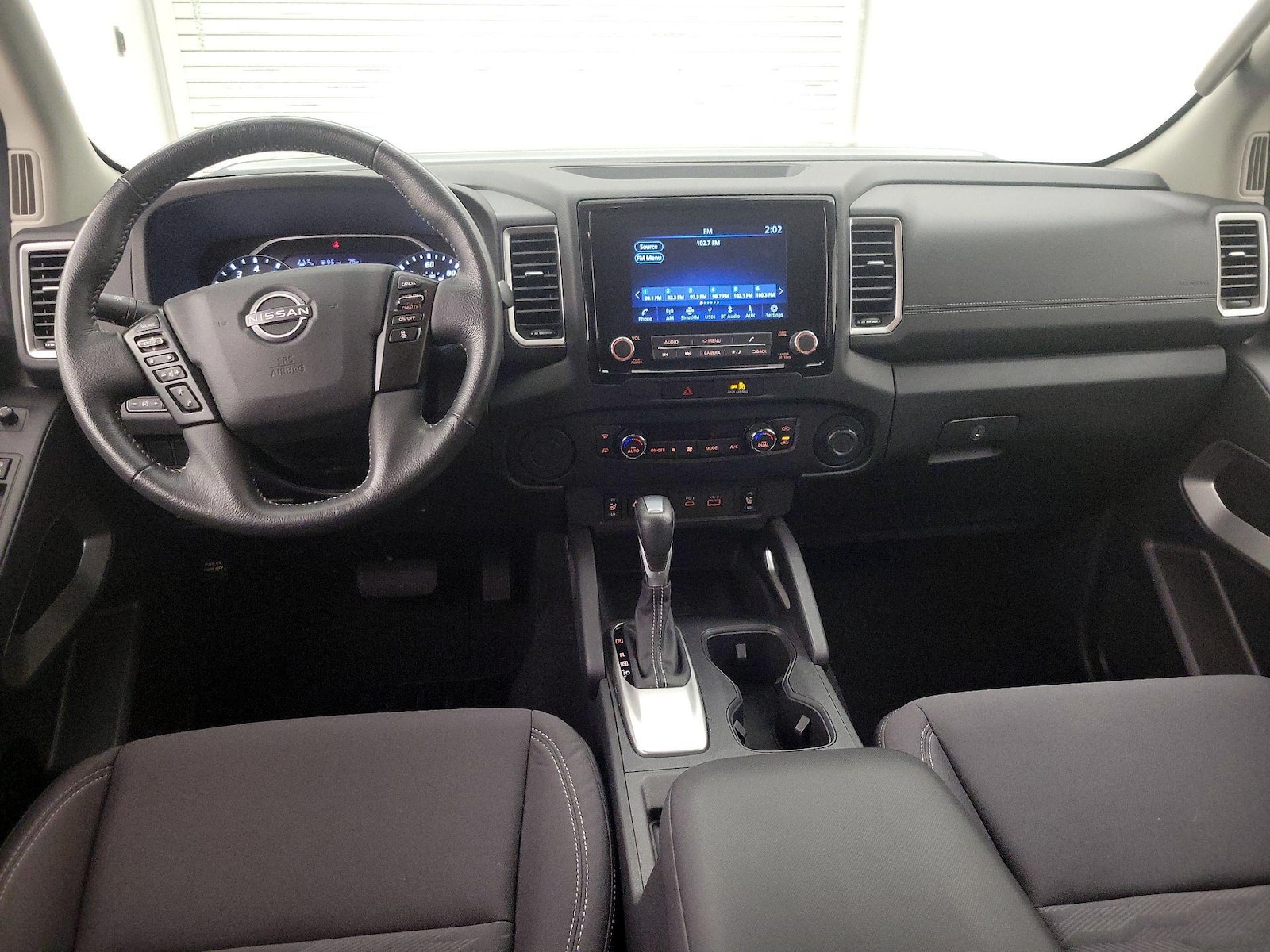 2022 Nissan Frontier SV - Photo 10