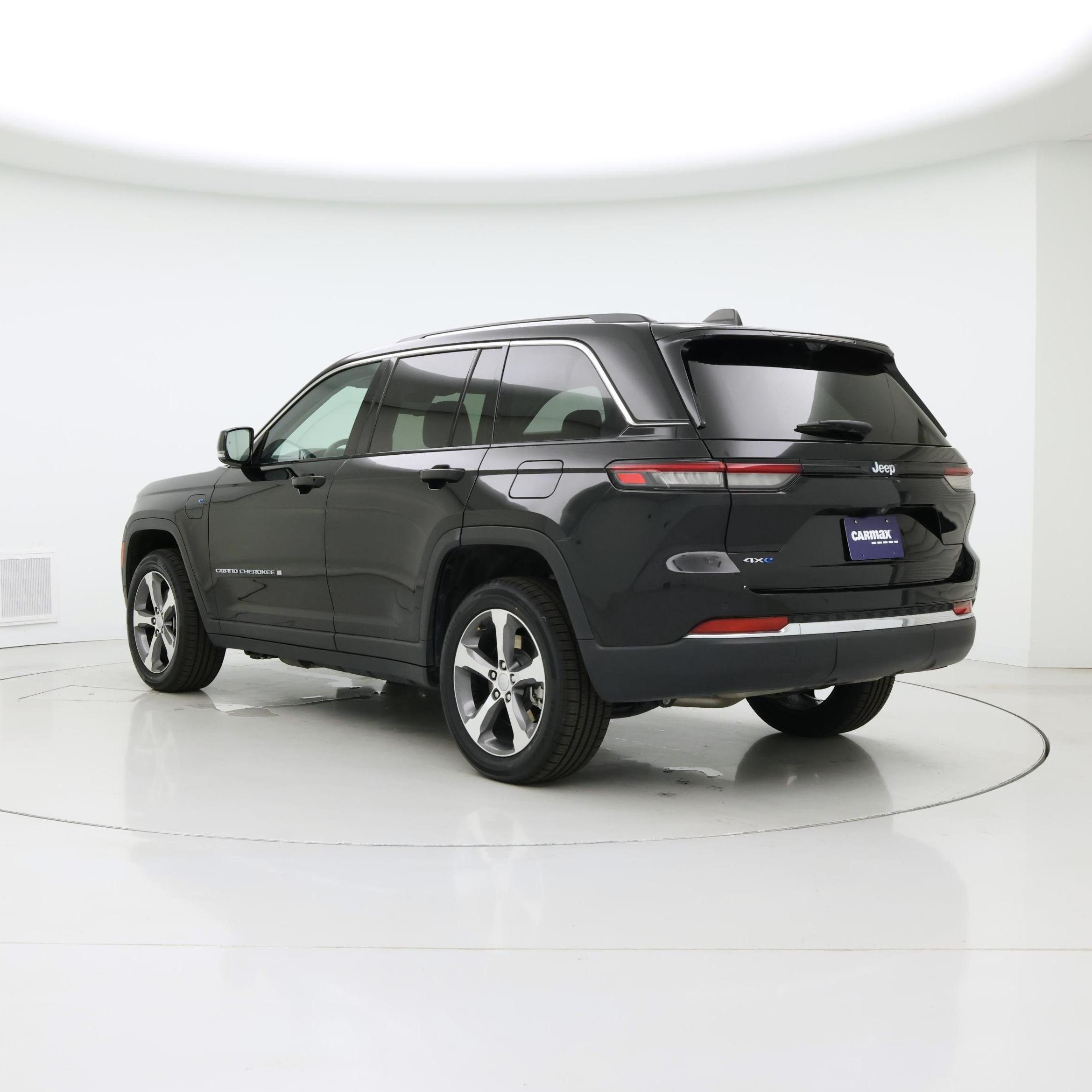 Thumbnail: 2023 Jeep Grand Cherokee - 2