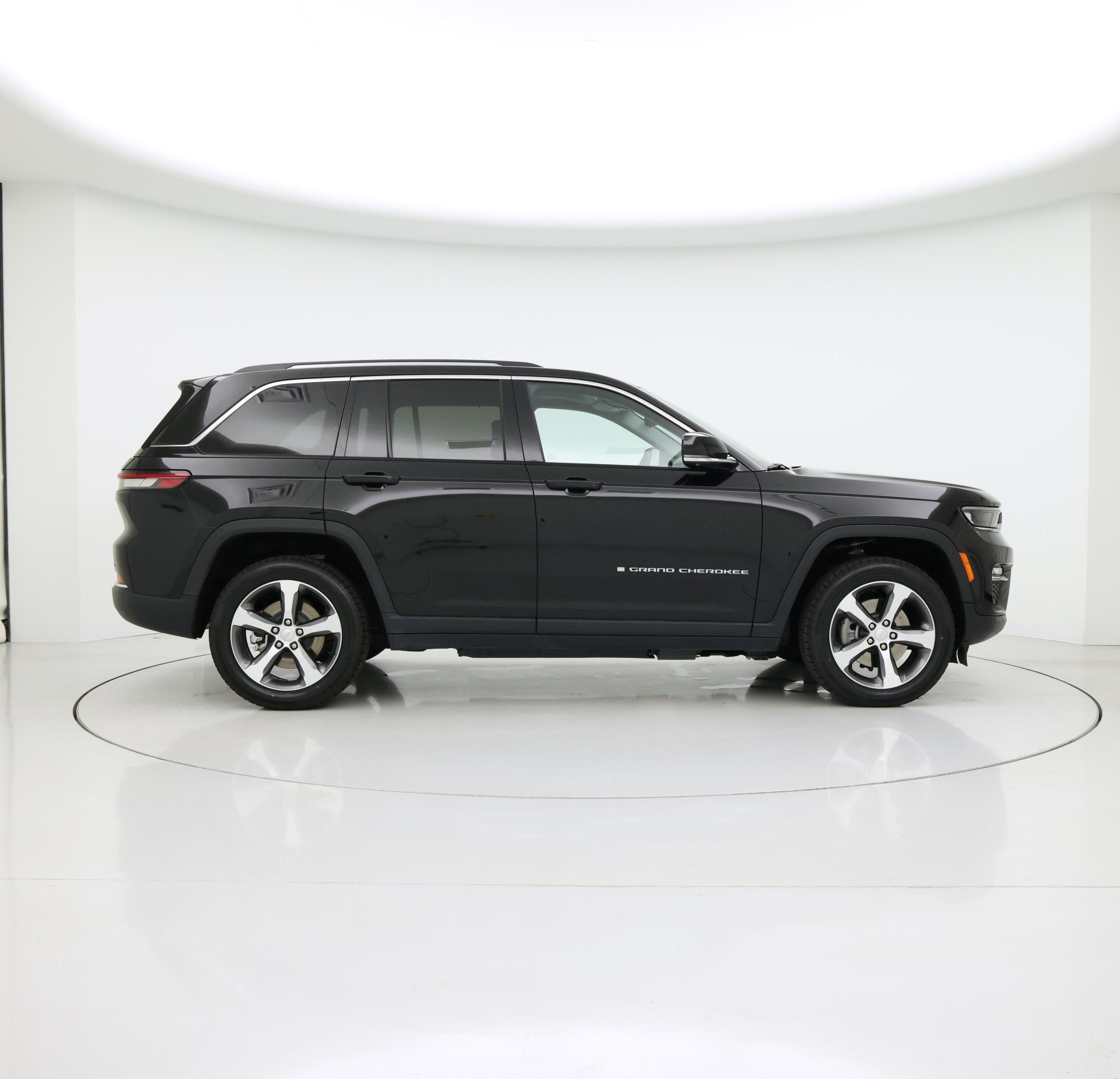Thumbnail: 2023 Jeep Grand Cherokee - 7