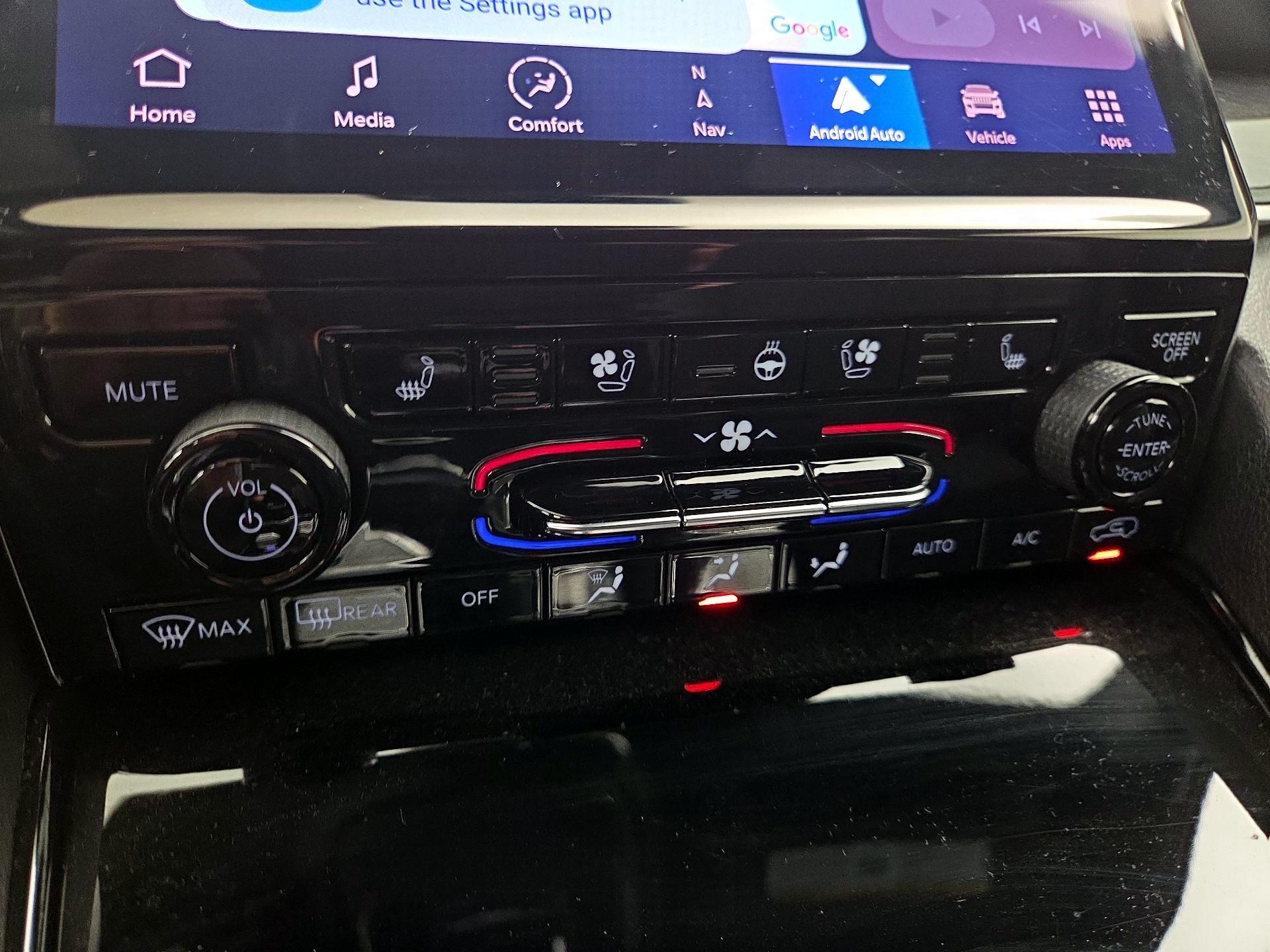 Thumbnail: 2022 Jeep Grand Cherokee - 17