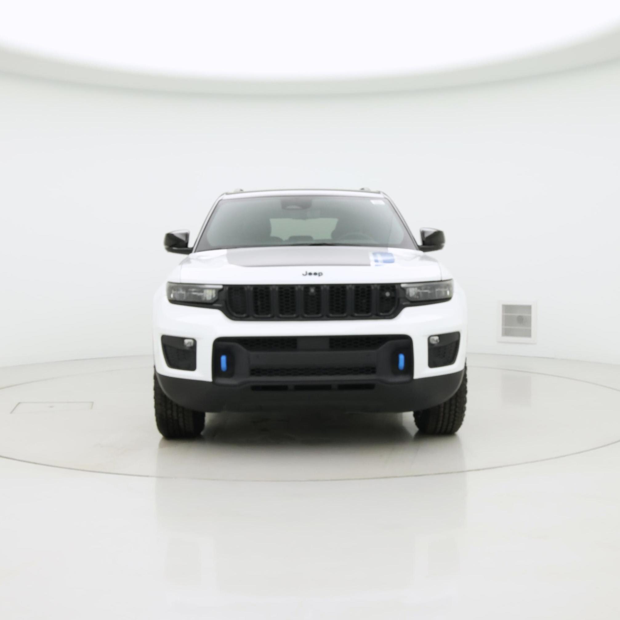 Thumbnail: 2022 Jeep Grand Cherokee - 5