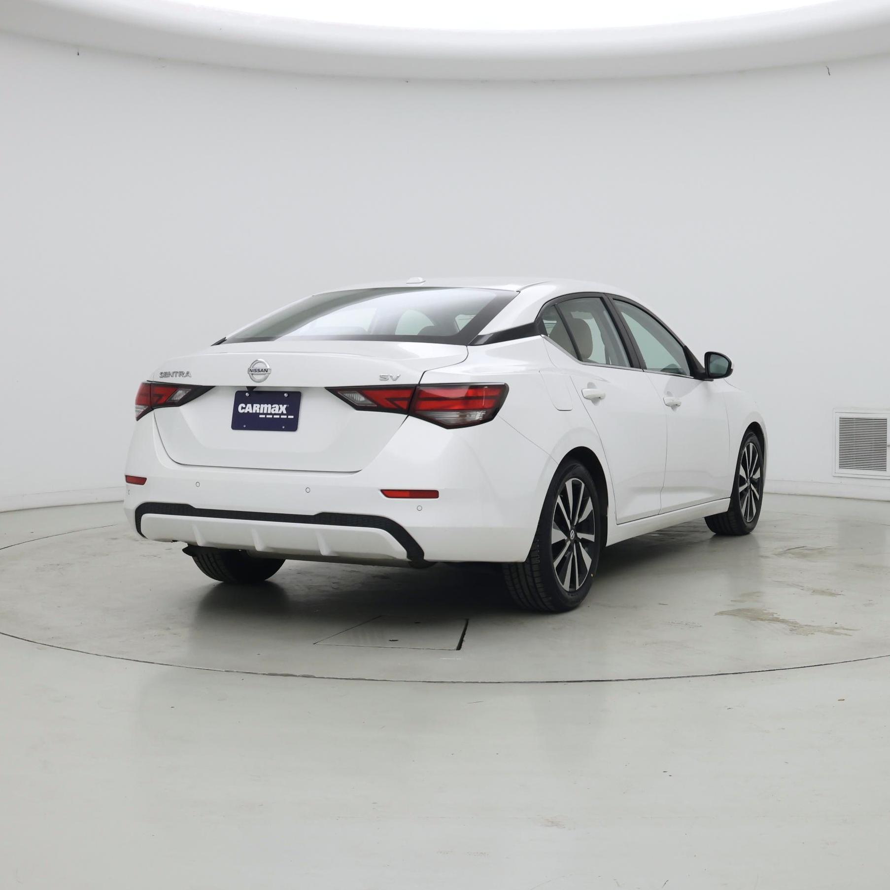 Thumbnail: 2023 Nissan Sentra - 8