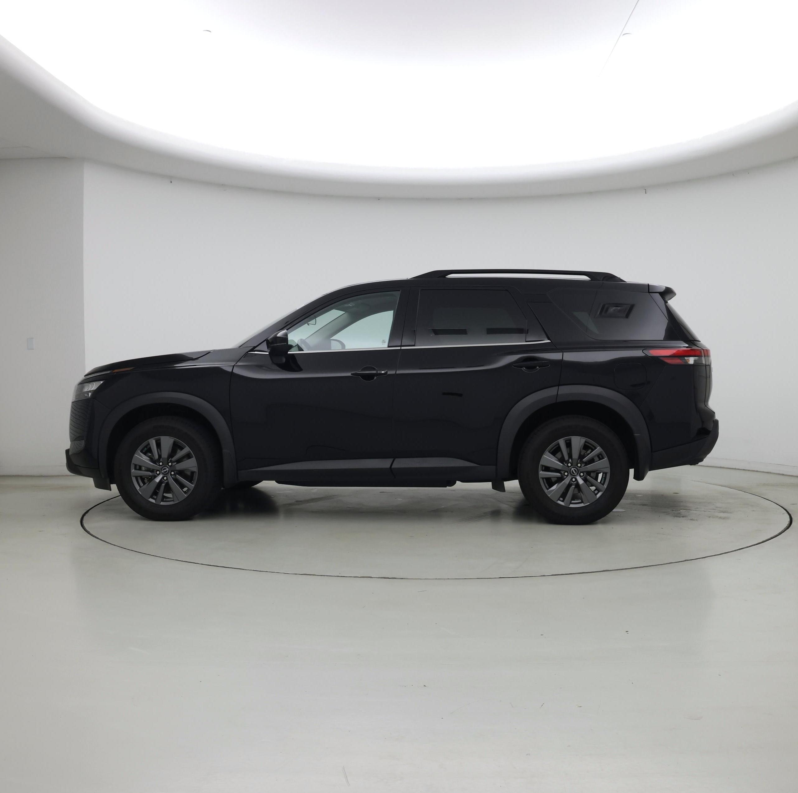 Thumbnail: 2024 Nissan Pathfinder - 3