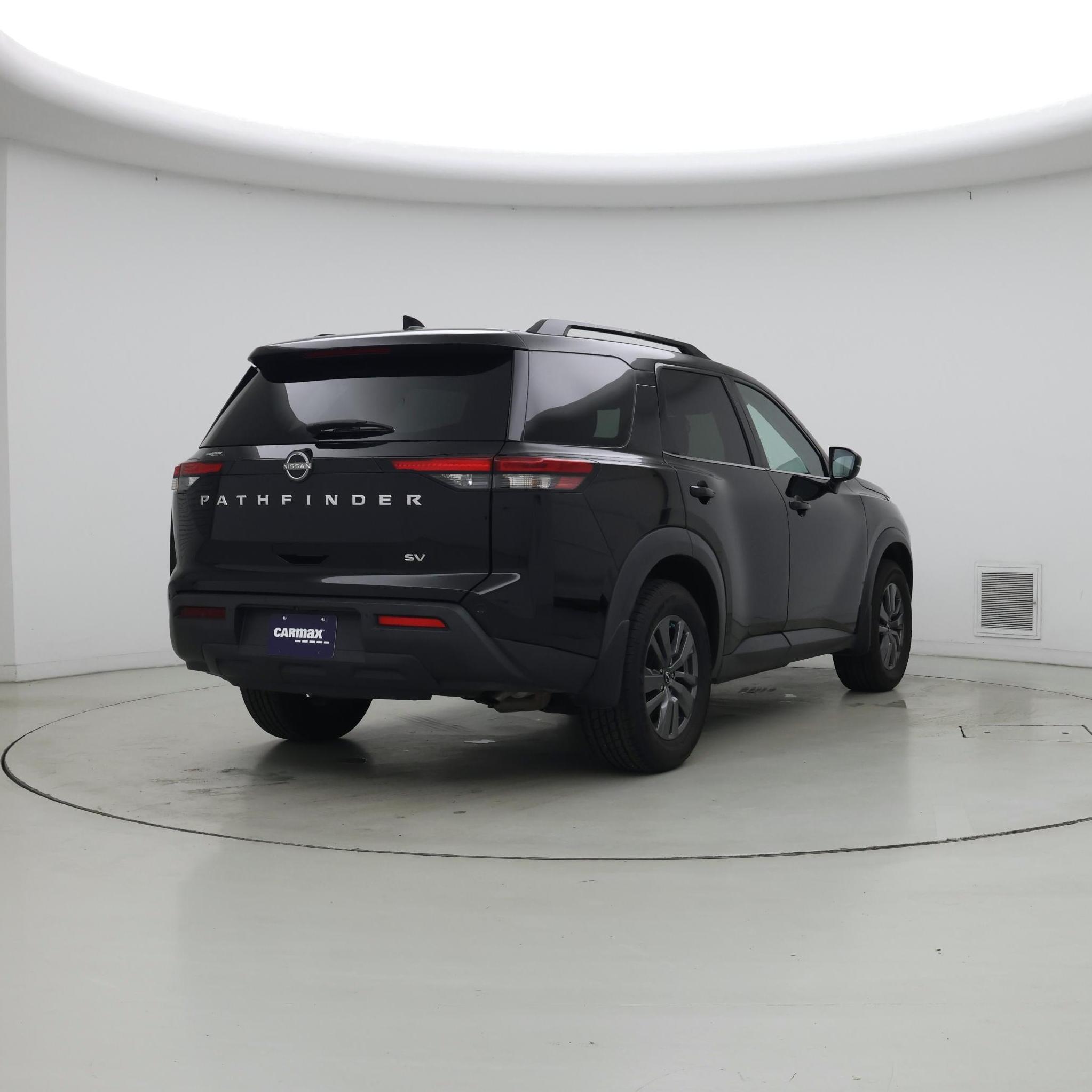 Thumbnail: 2024 Nissan Pathfinder - 8