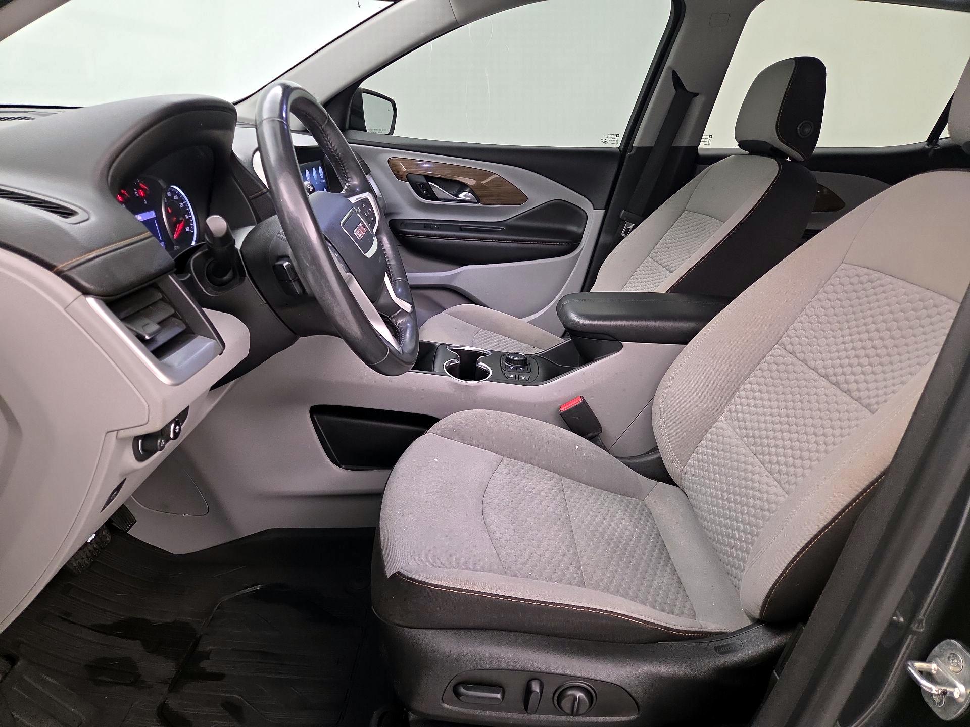 Thumbnail: 2021 GMC Terrain - 11