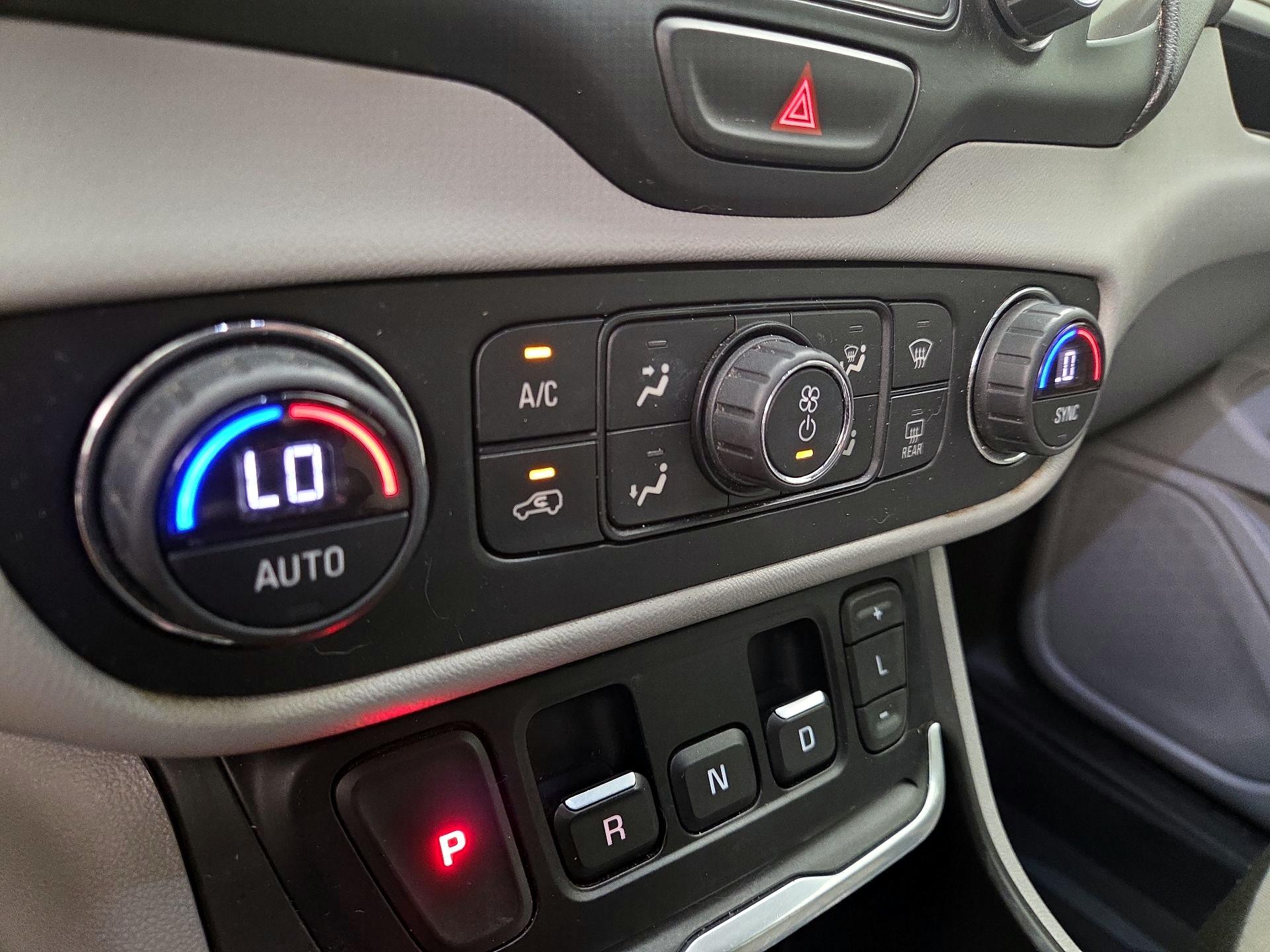 Thumbnail: 2021 GMC Terrain - 16