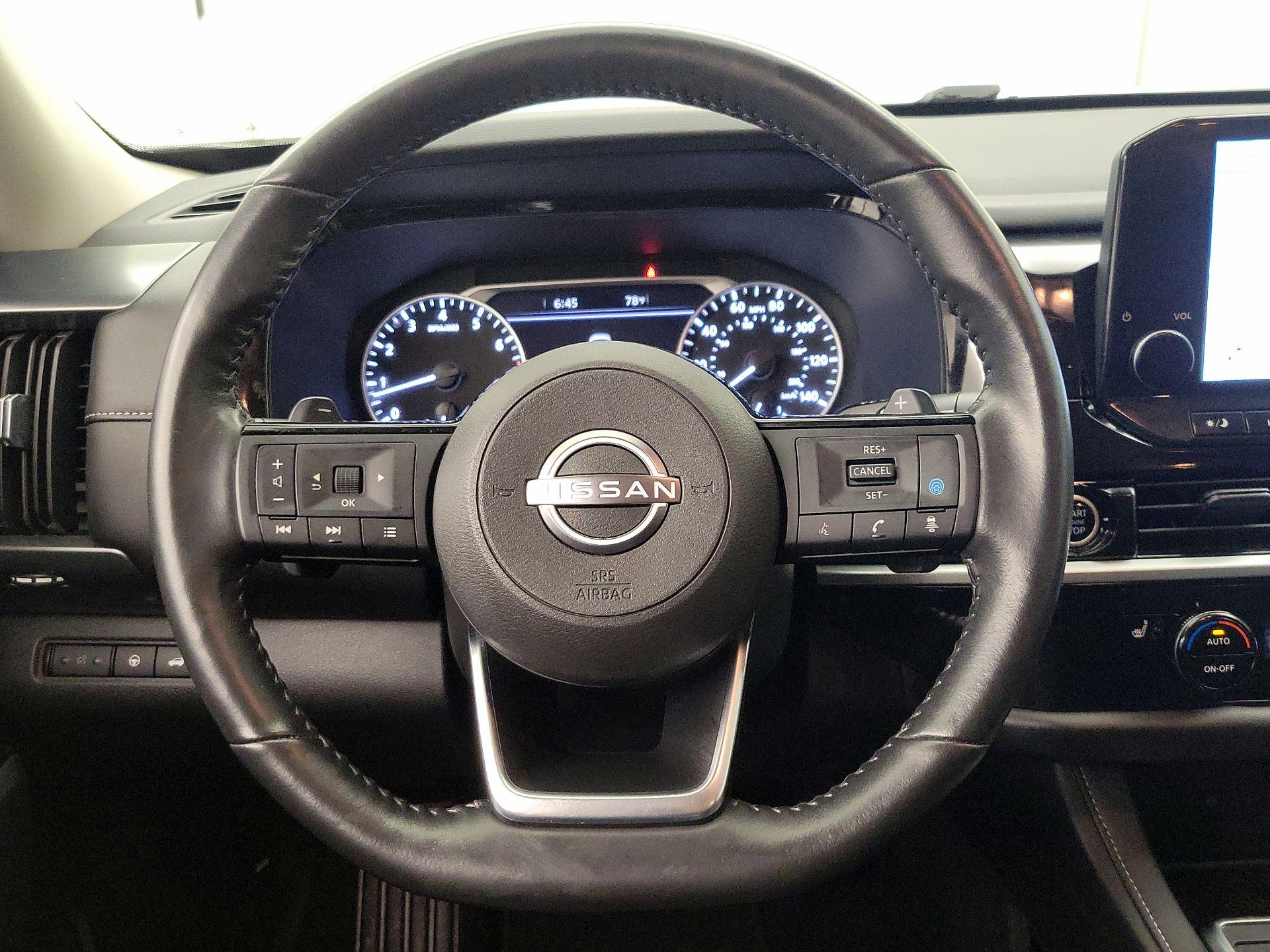 Thumbnail: 2023 Nissan Pathfinder - 10