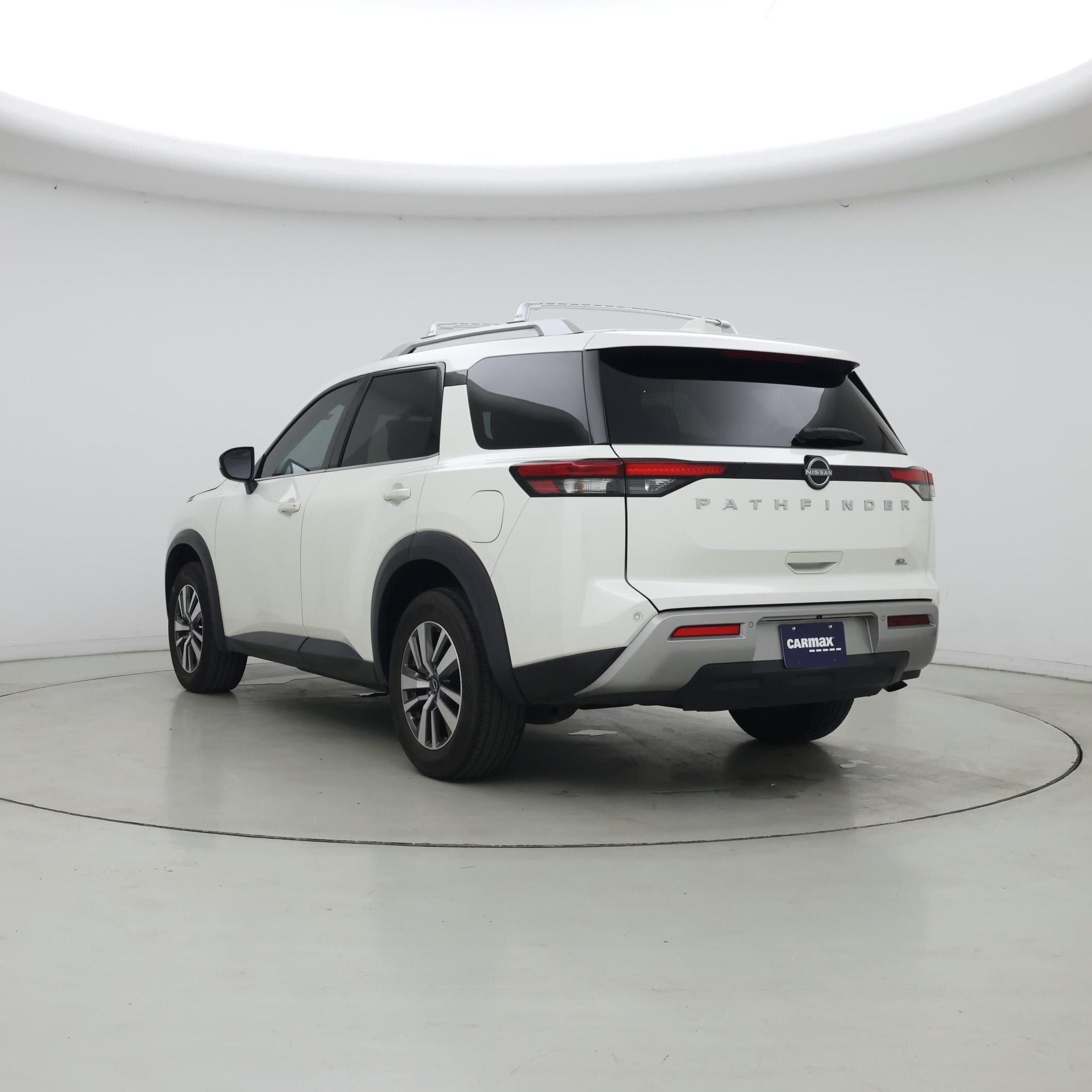 Thumbnail: 2023 Nissan Pathfinder - 2