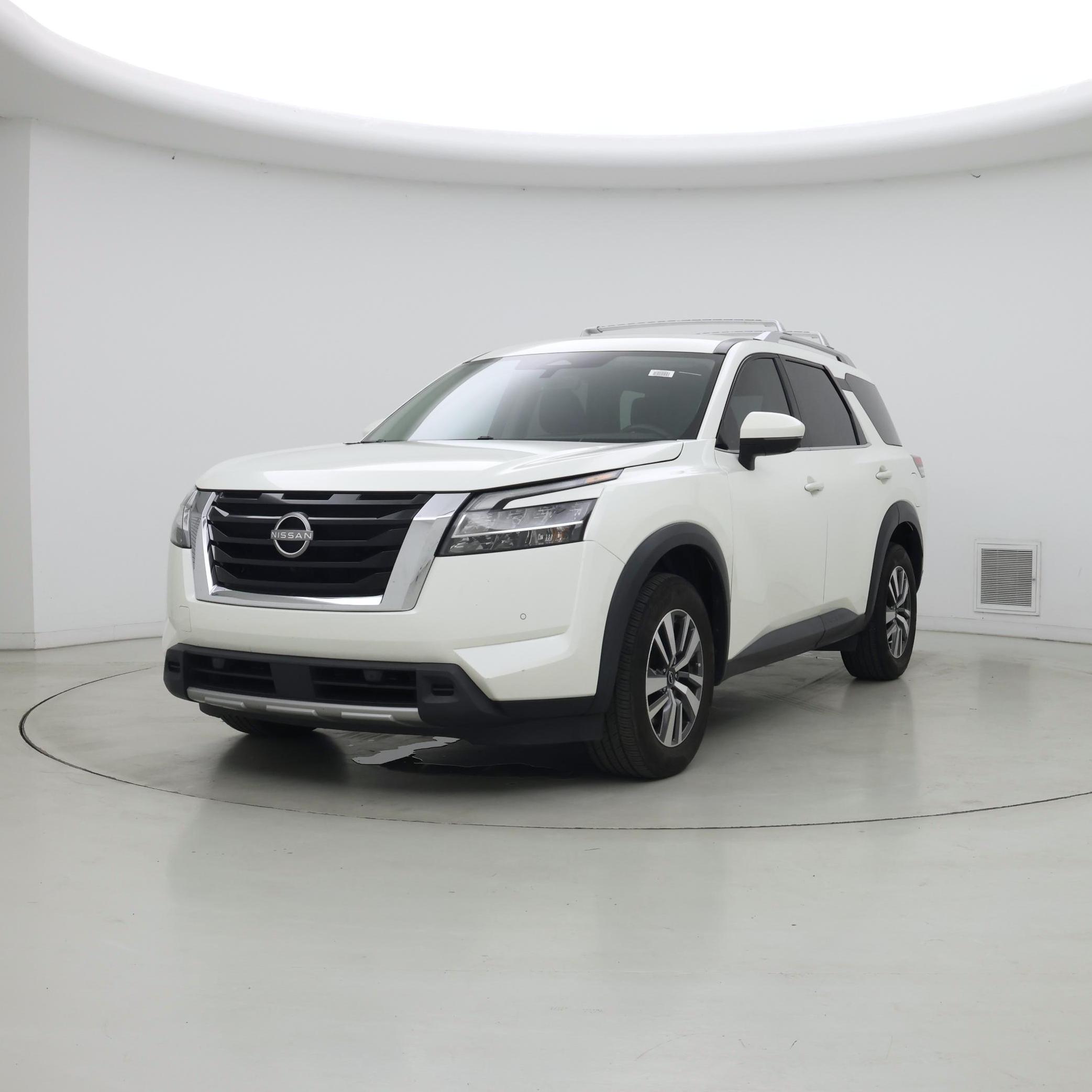 Thumbnail: 2023 Nissan Pathfinder - 4