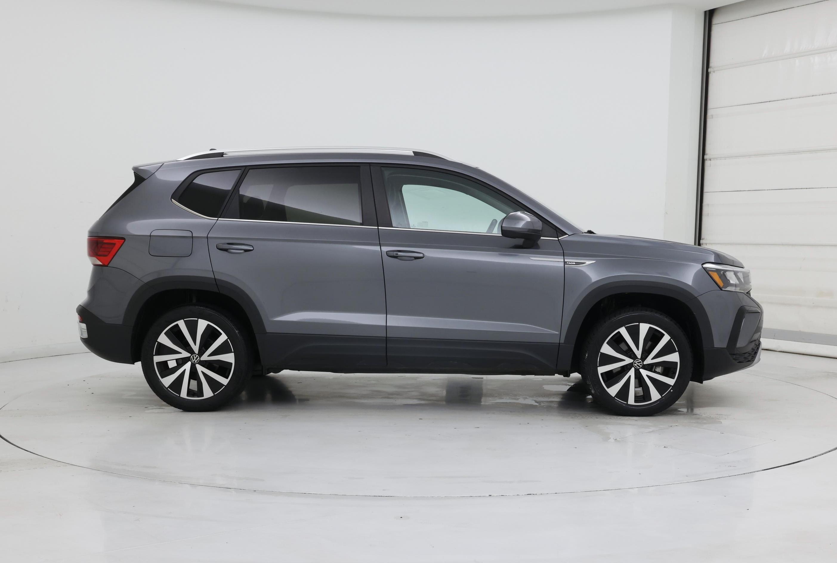 Thumbnail: 2024 Volkswagen Taos - 7