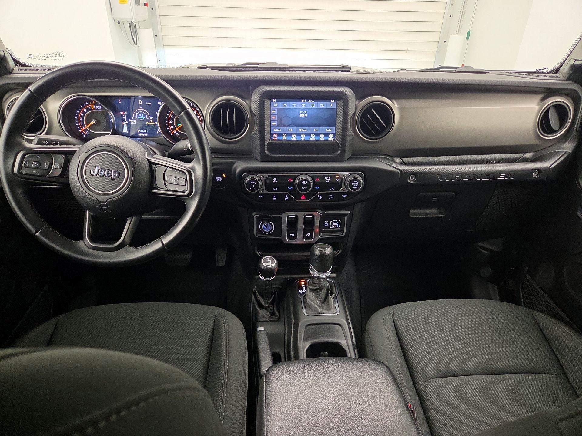 Thumbnail: 2021 Jeep Wrangler - 9