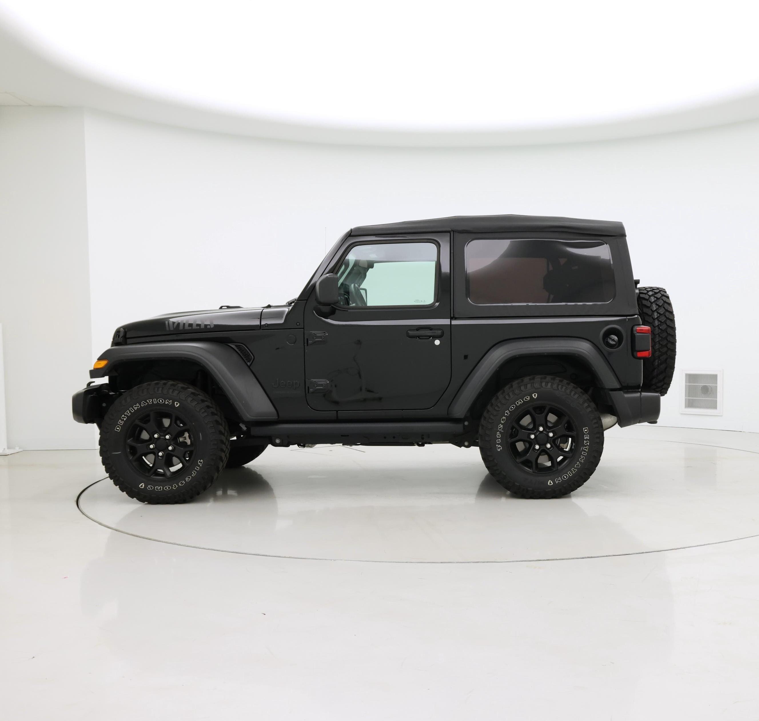 Thumbnail: 2021 Jeep Wrangler - 3