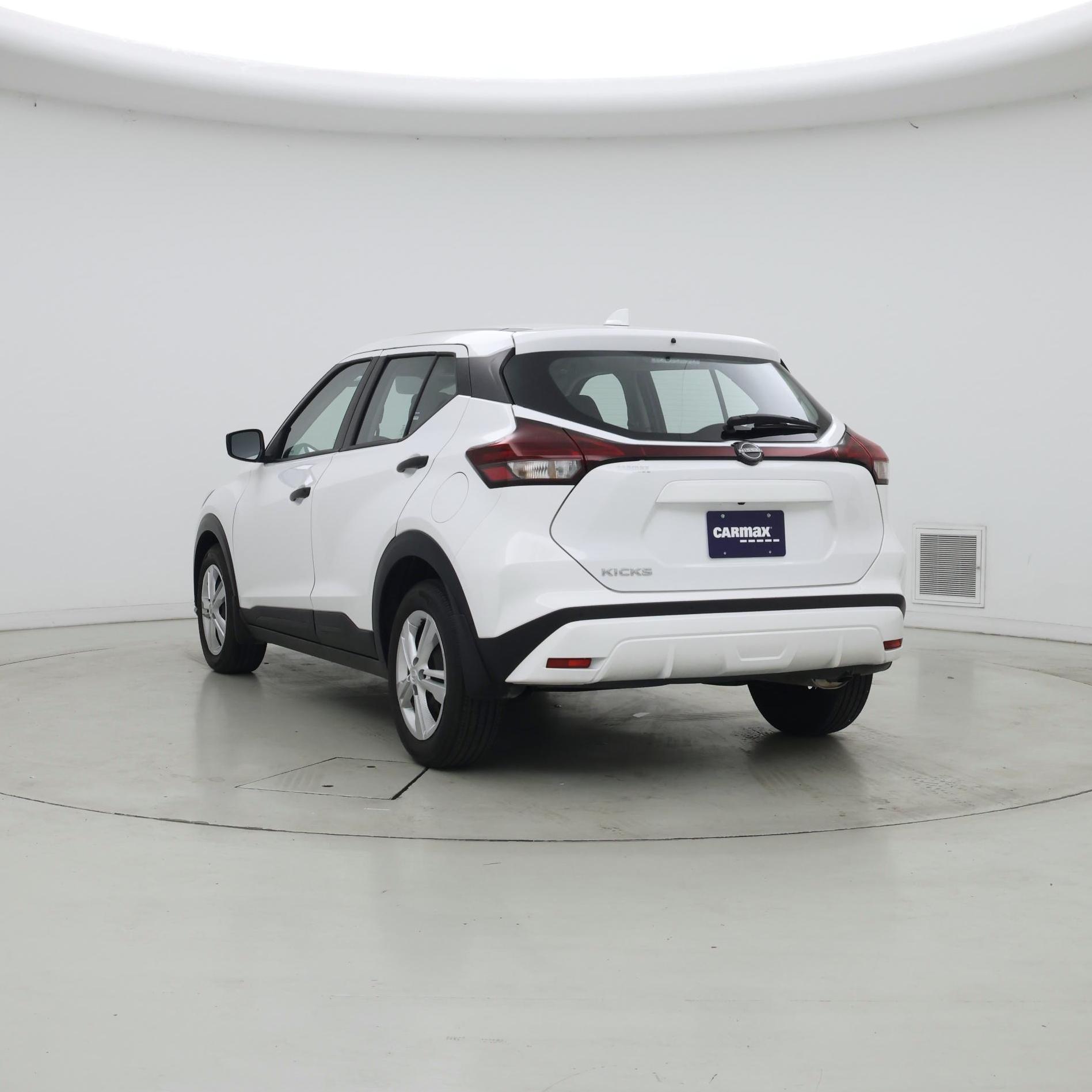 Thumbnail: 2024 Nissan Kicks - 2