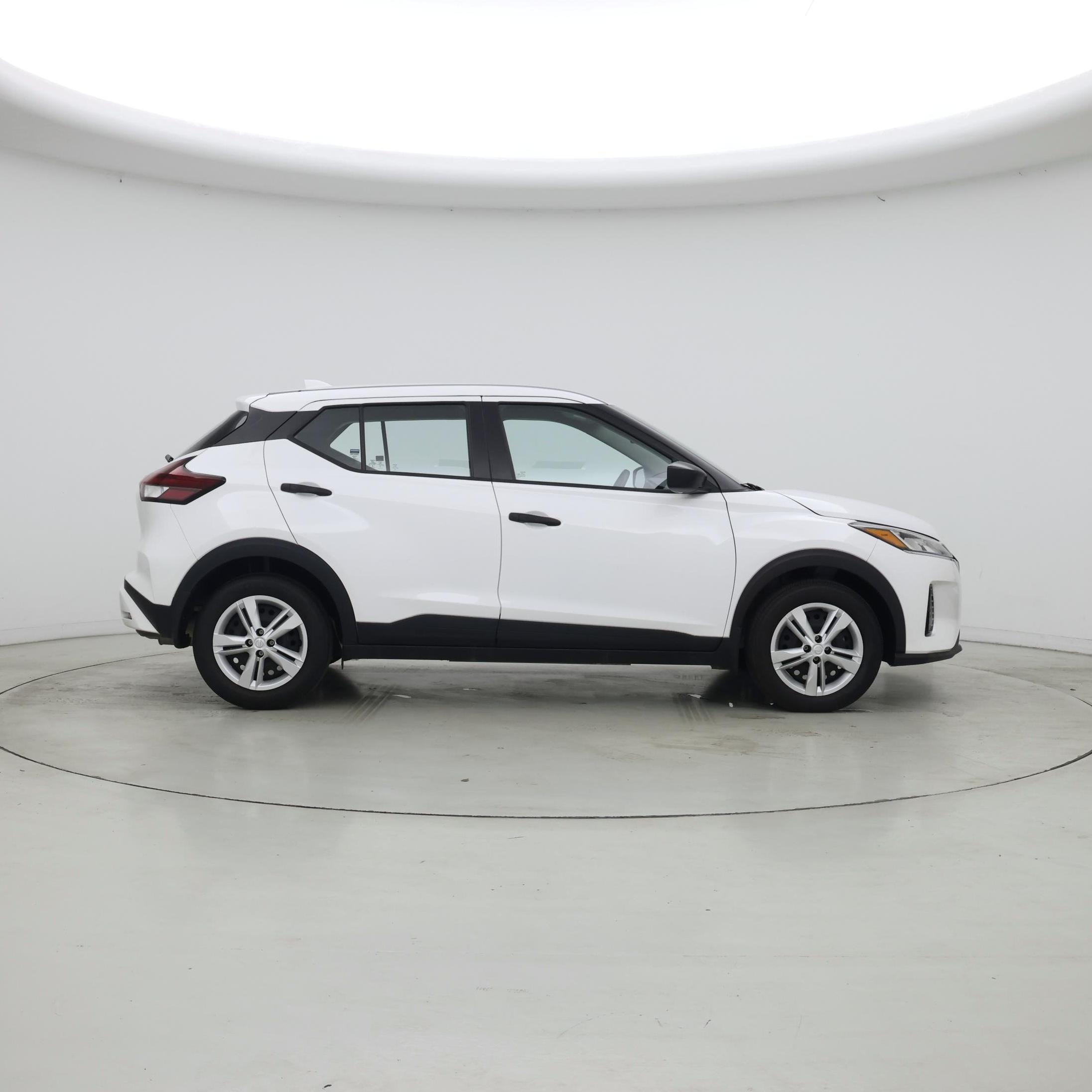 Thumbnail: 2024 Nissan Kicks - 7