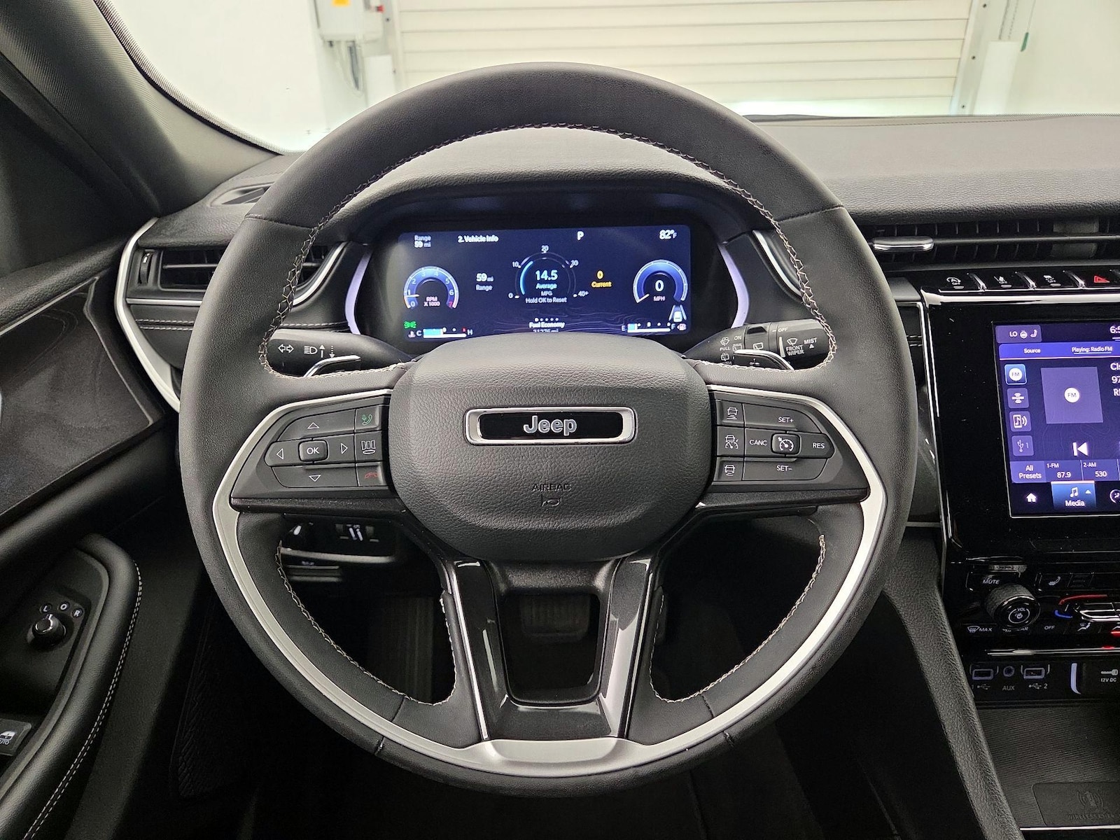 2023 Jeep Grand Cherokee L Altitude - Photo 11