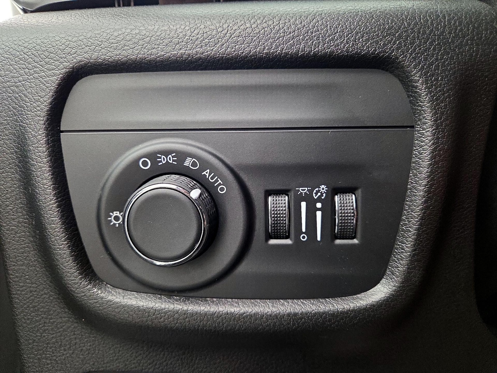 2023 Jeep Grand Cherokee L Altitude - Photo 14
