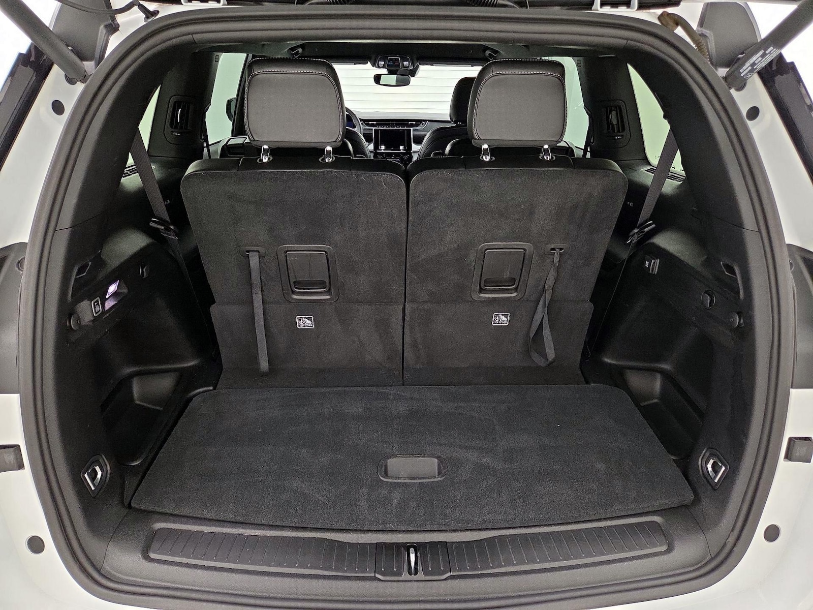 2023 Jeep Grand Cherokee L Altitude - Photo 22