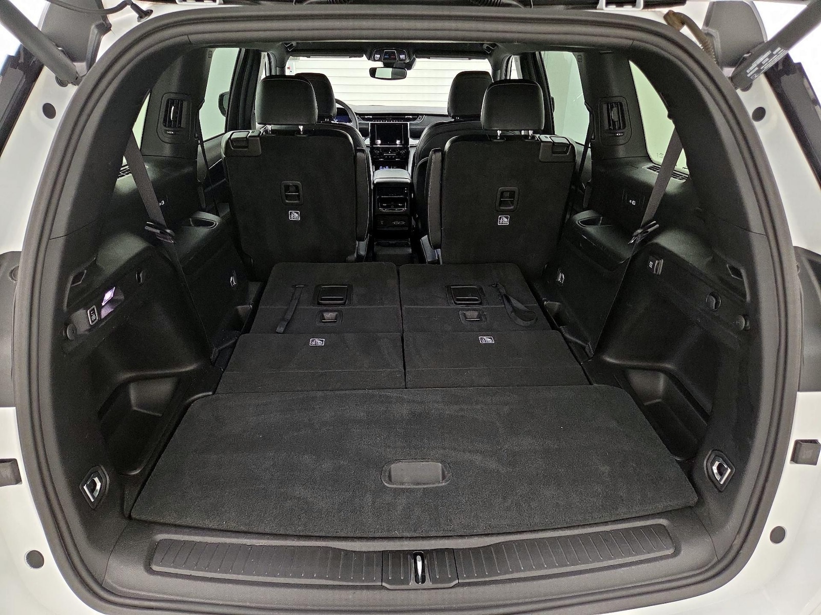 2023 Jeep Grand Cherokee L Altitude - Photo 23