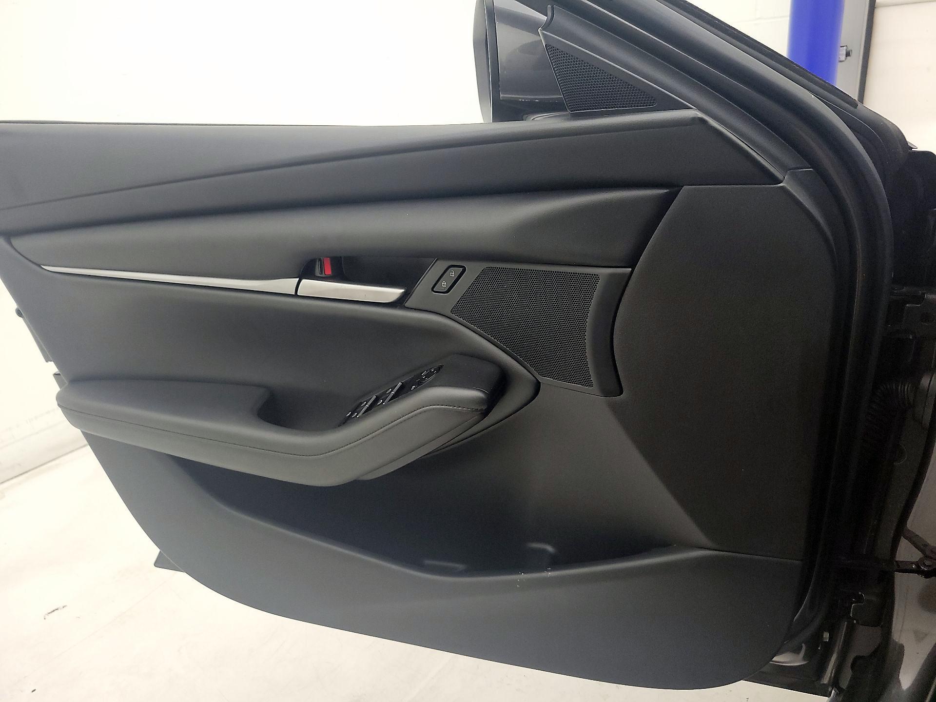 Thumbnail: 2022 Mazda Mazda3 - 12