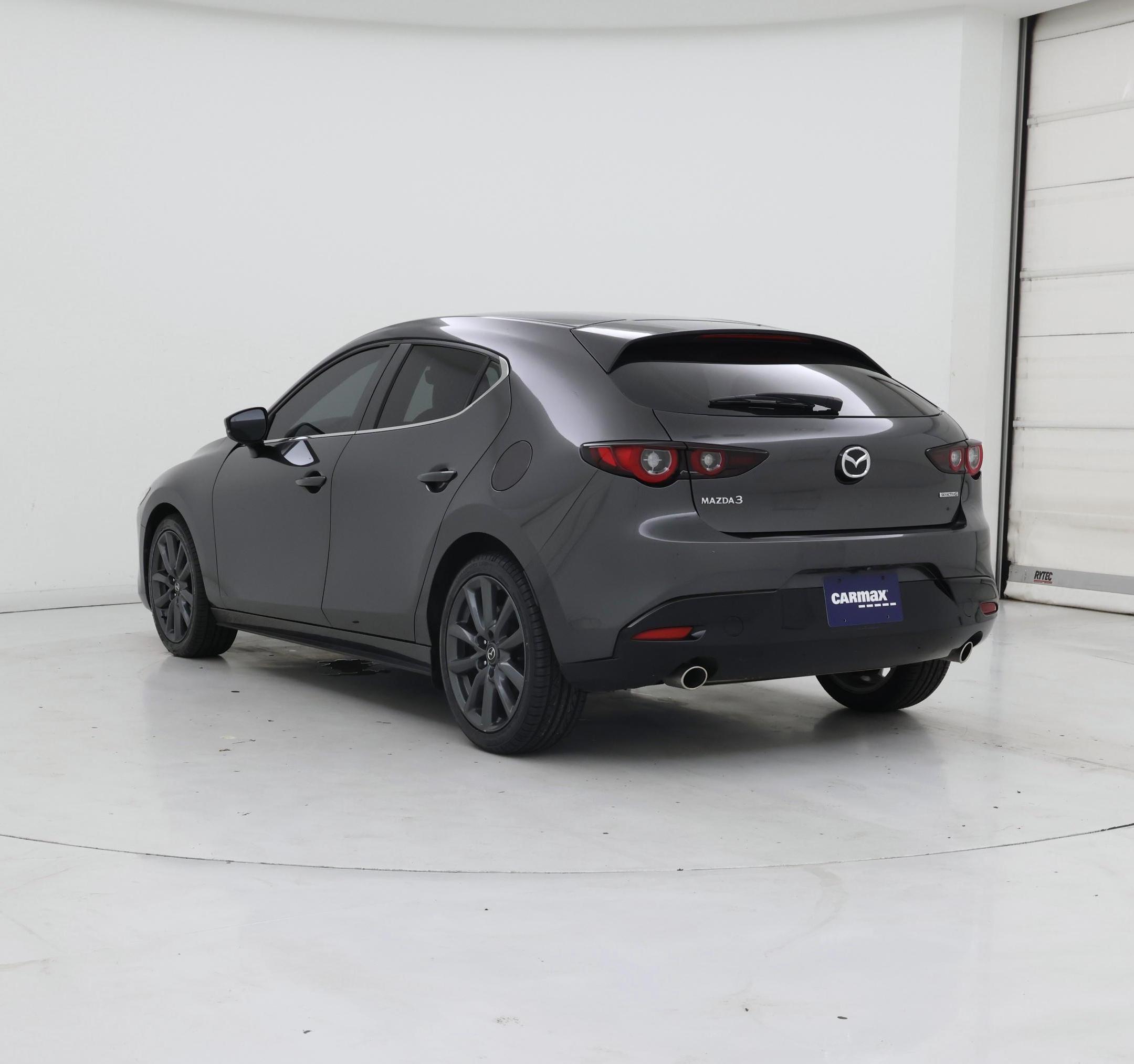 Thumbnail: 2022 Mazda Mazda3 - 2