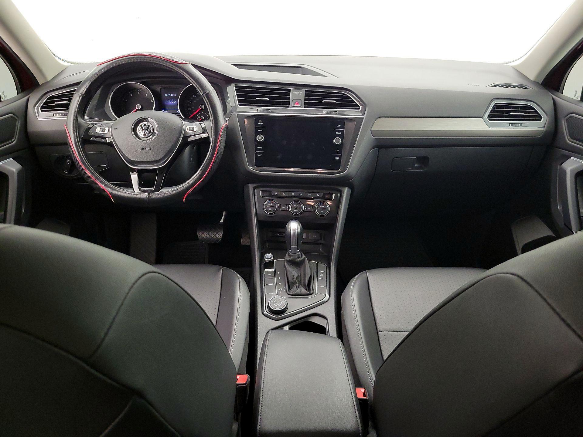 Thumbnail: 2019 Volkswagen Tiguan - 9