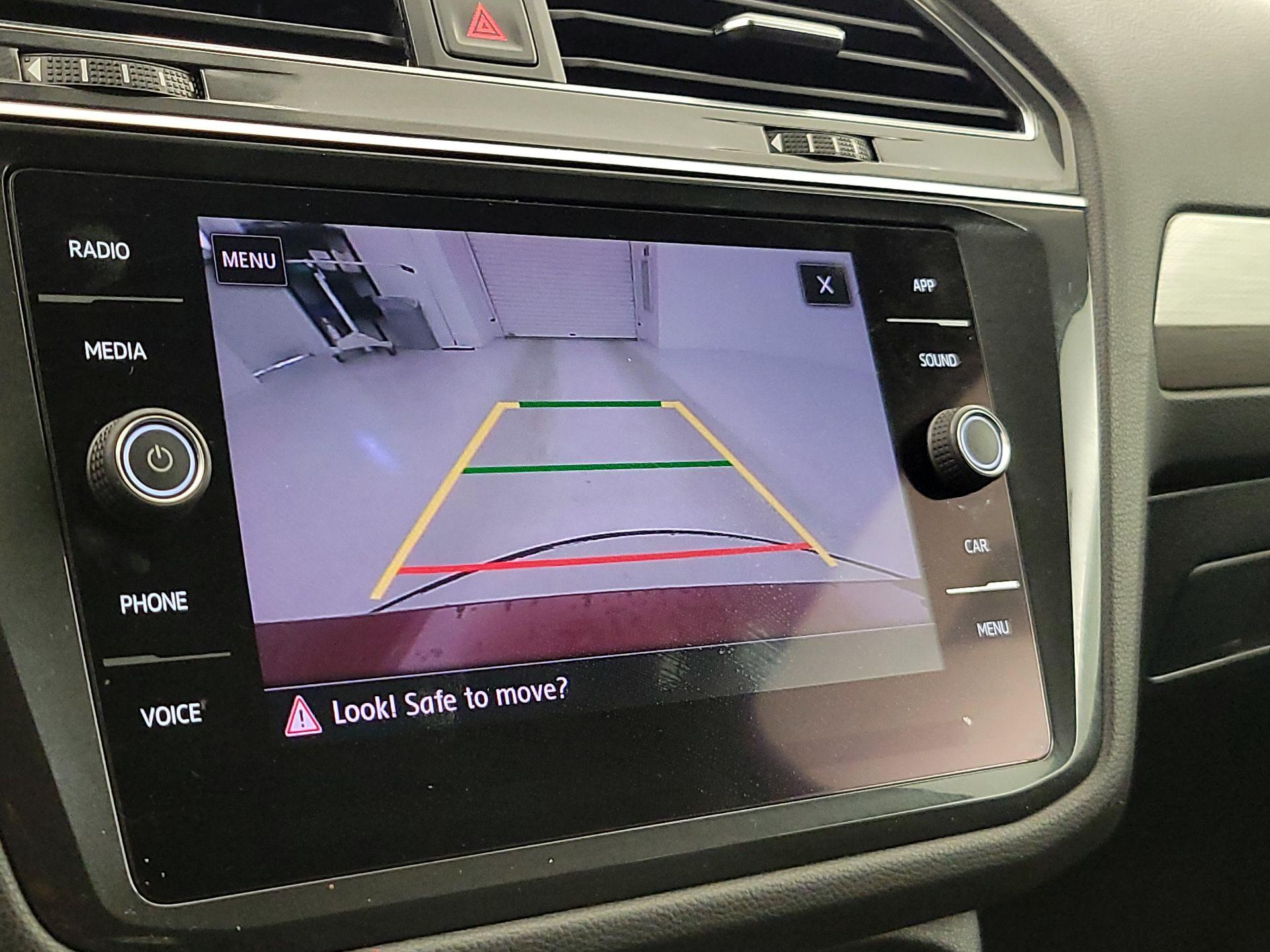 Thumbnail: 2019 Volkswagen Tiguan - 14