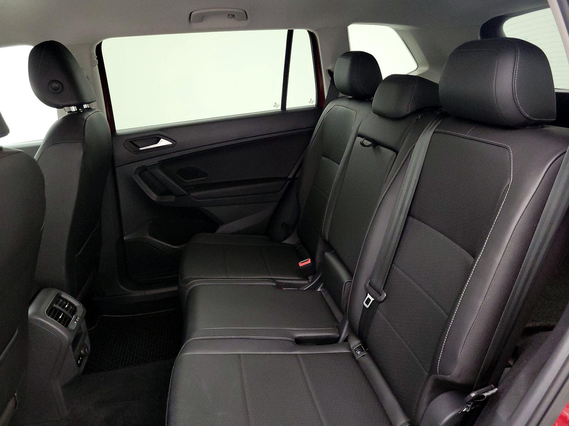Thumbnail: 2019 Volkswagen Tiguan - 19