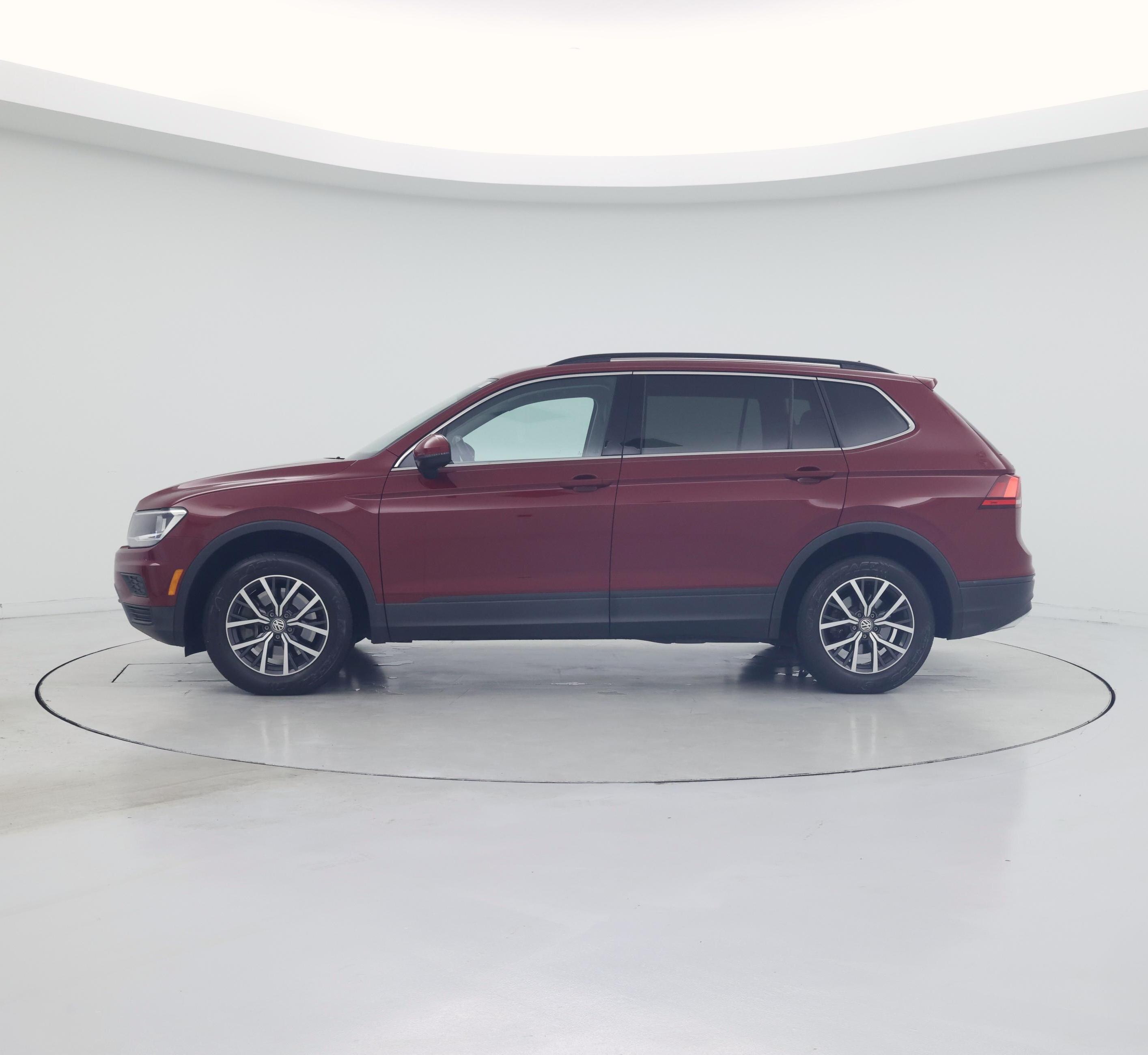 Thumbnail: 2019 Volkswagen Tiguan - 3