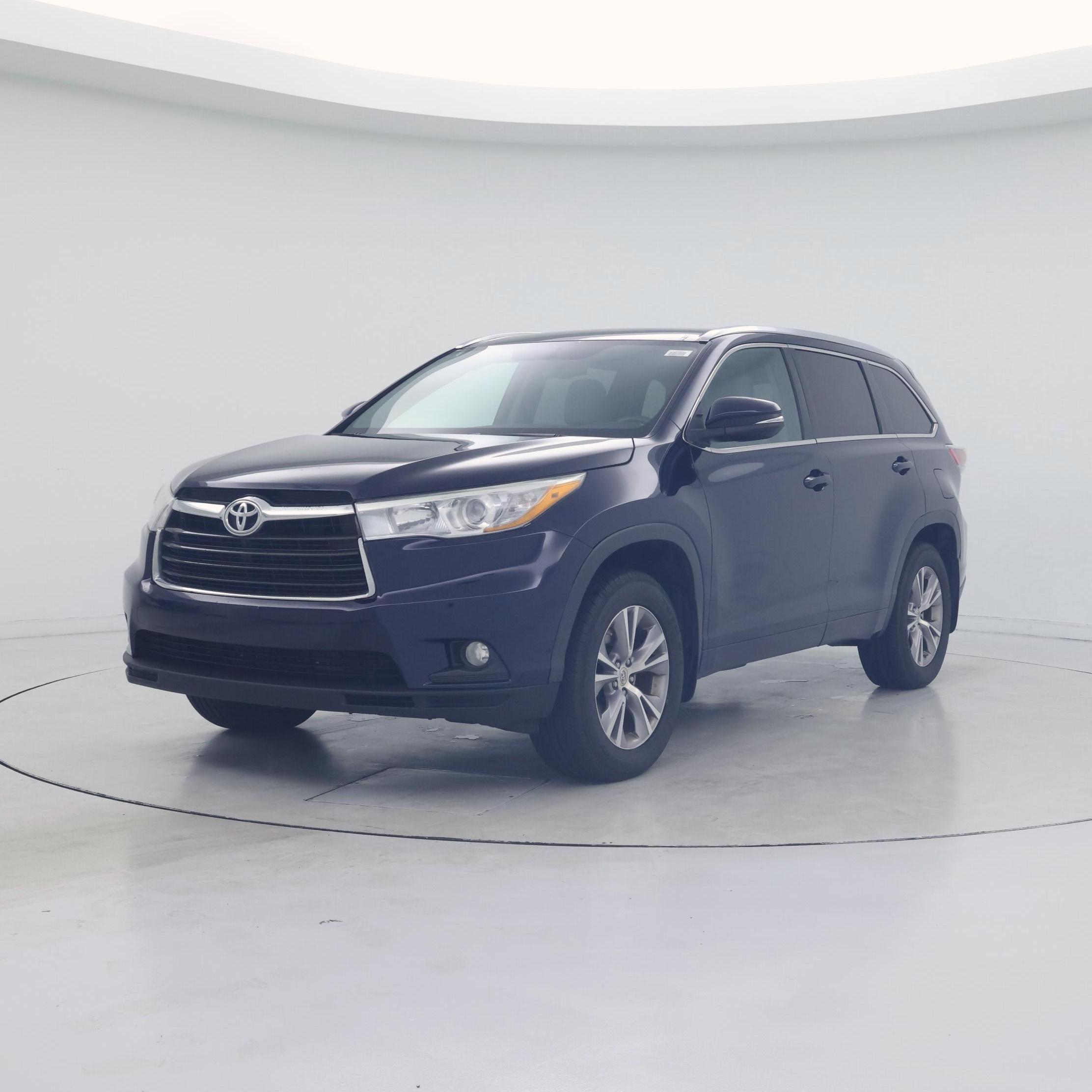Thumbnail: 2015 Toyota Highlander - 4