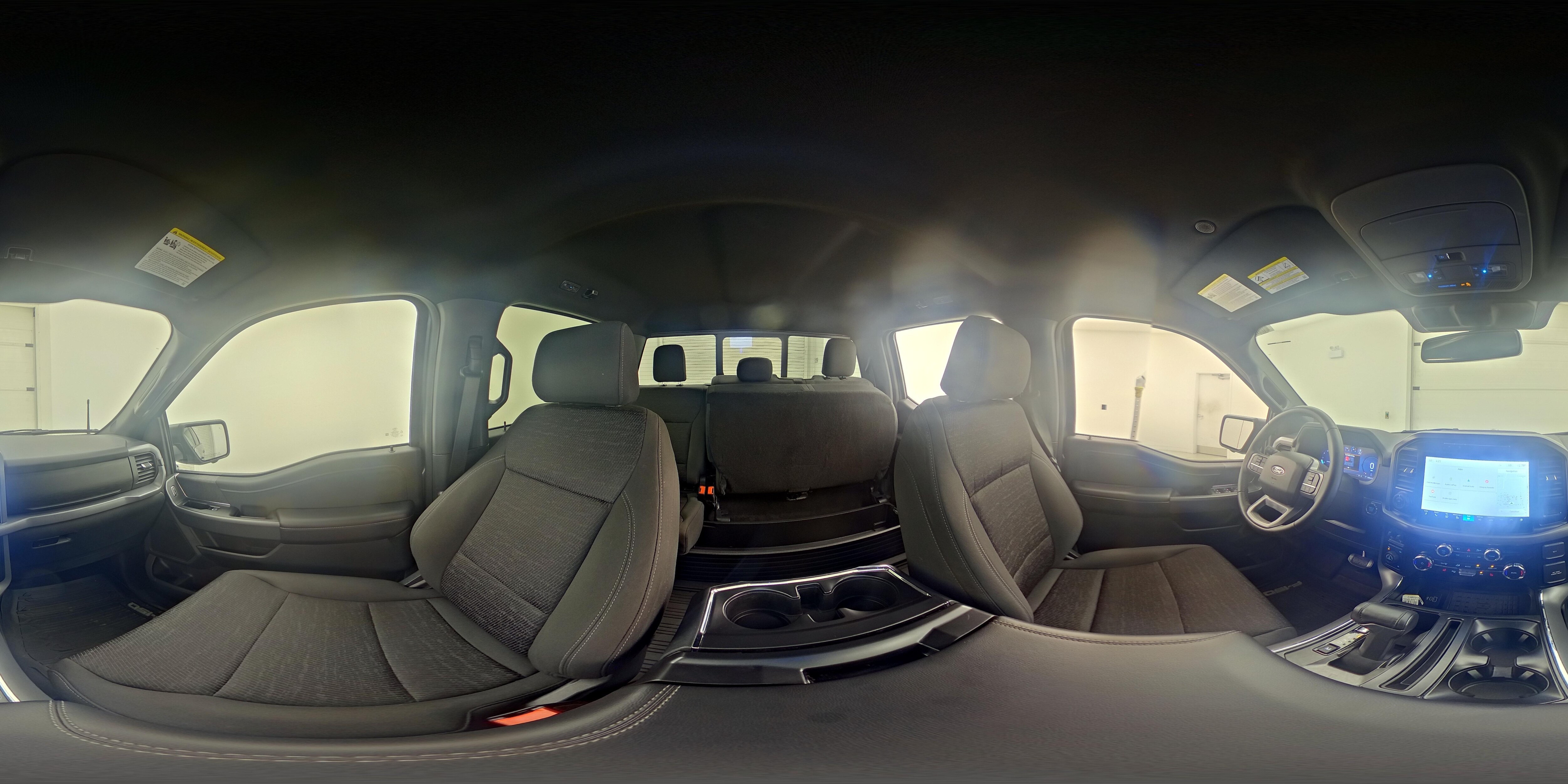 2025 Ford F-150 XLT - Photo 26