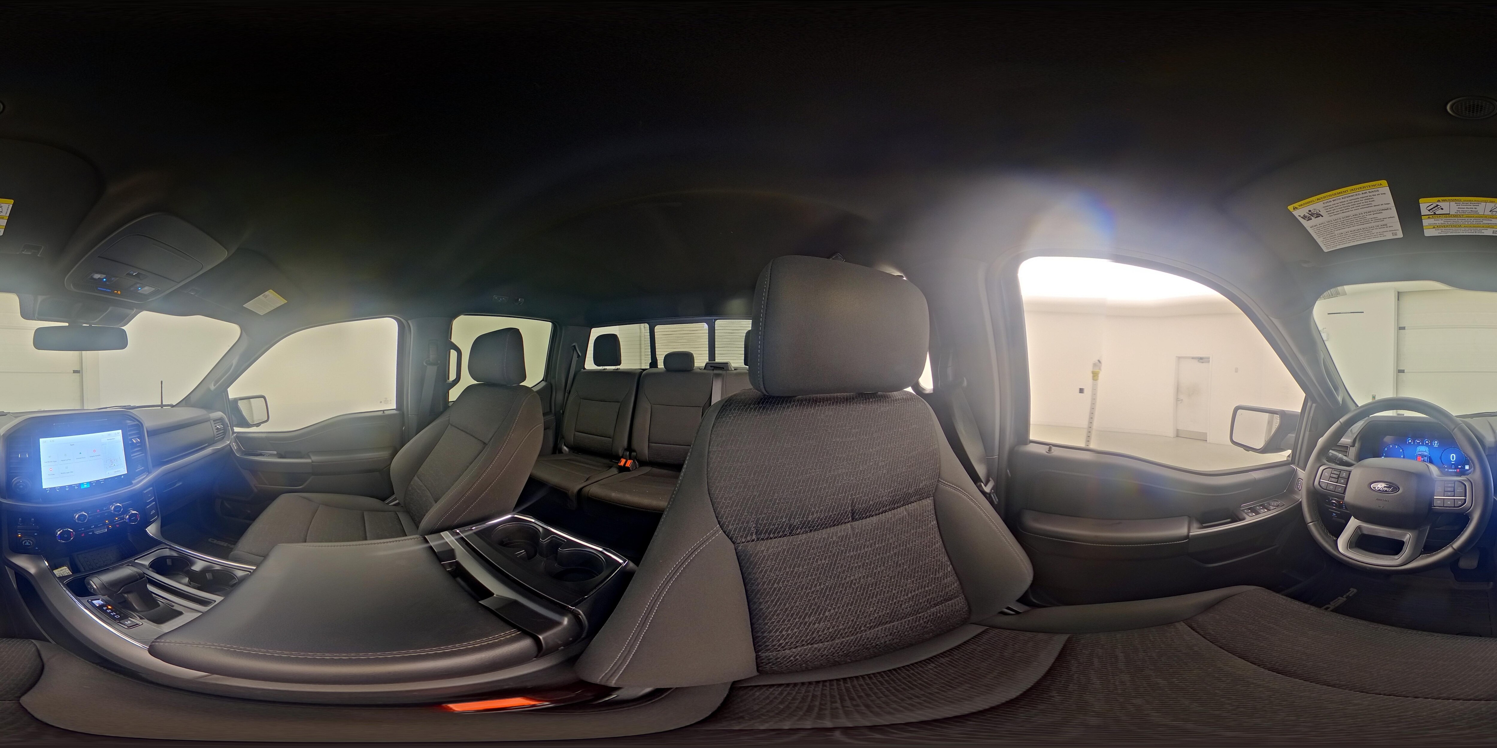 2025 Ford F-150 XLT - Photo 28