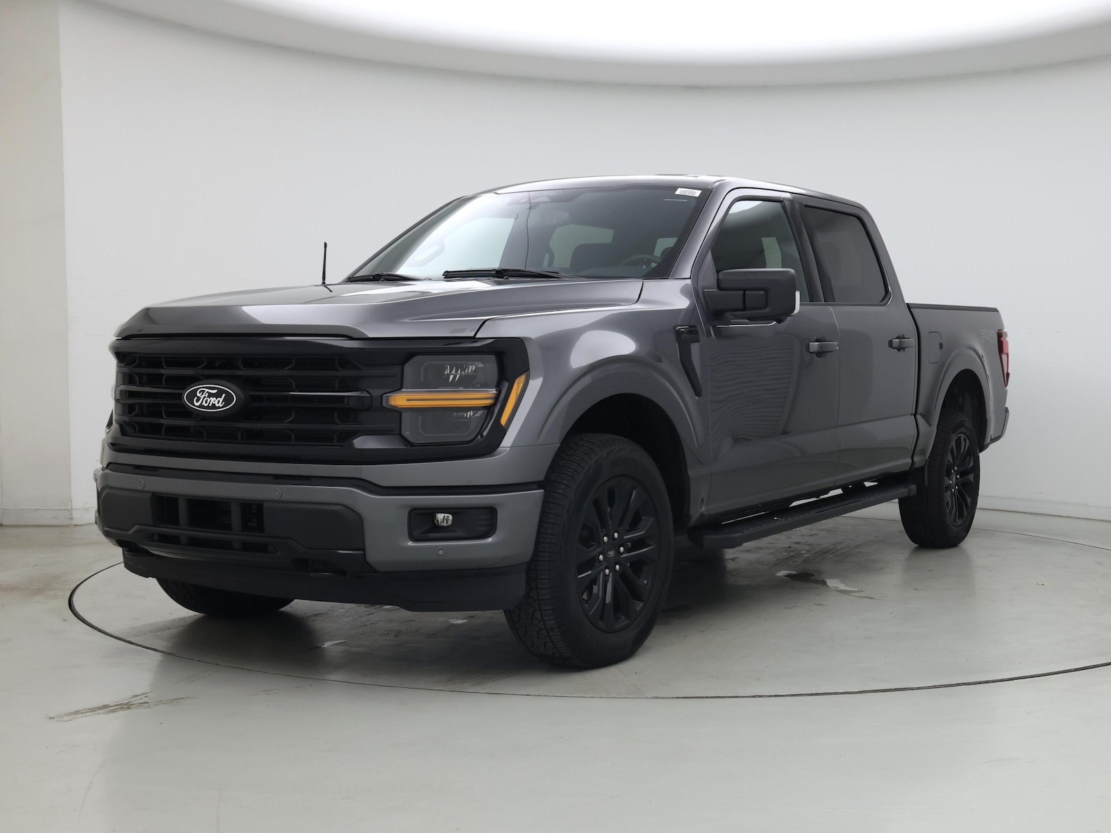 2025 Ford F-150 XLT - Photo 5