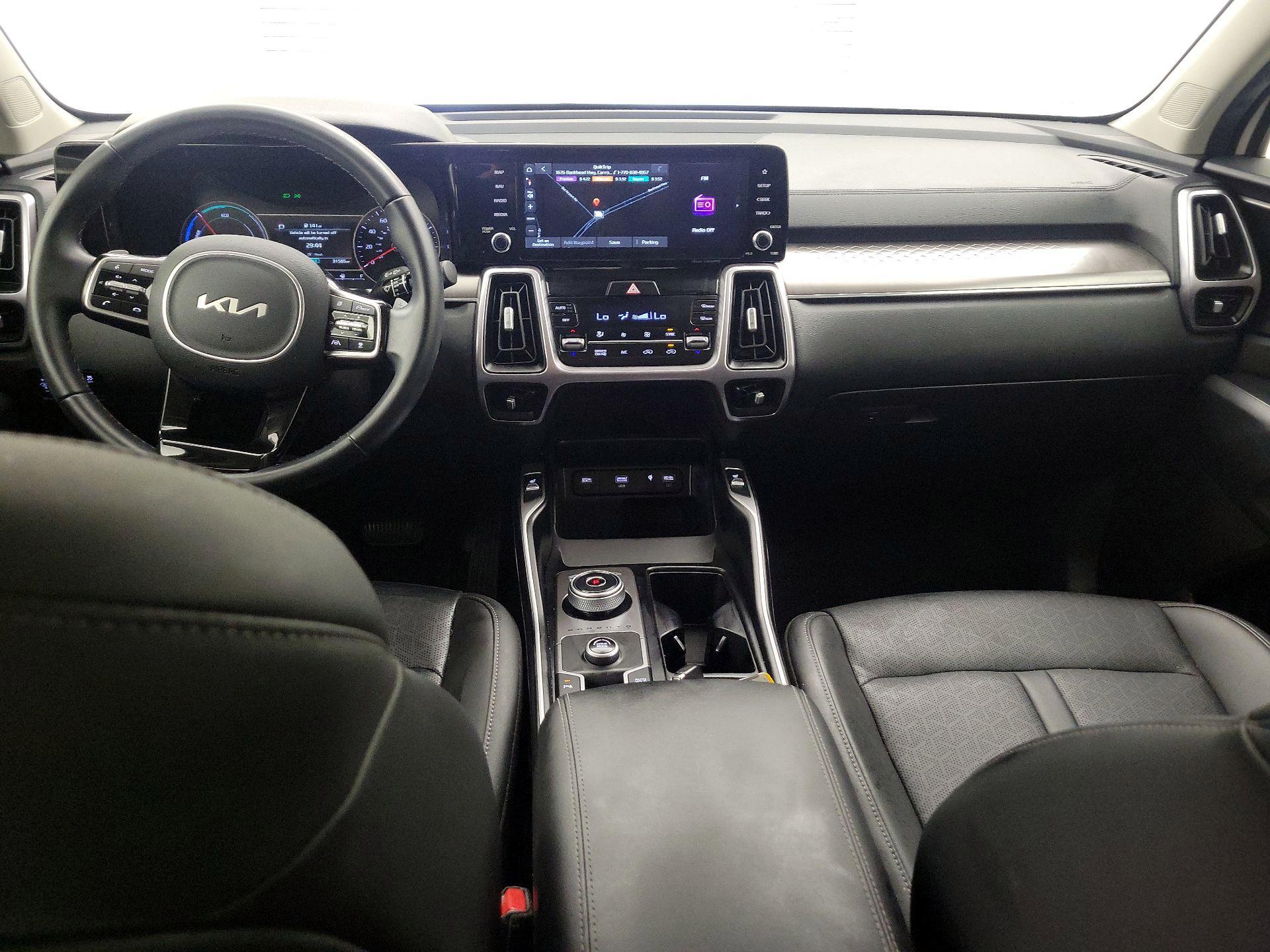 Thumbnail: 2023 Kia Sorento - 9