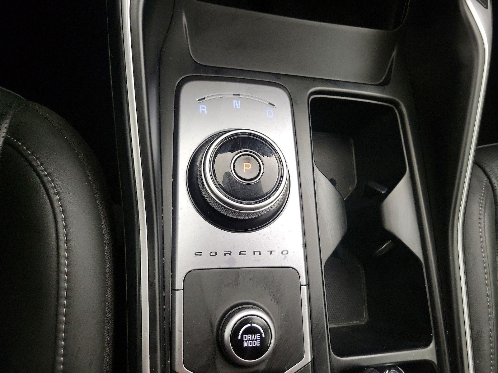 2023 Kia Sorento EX Hybrid - Photo 19