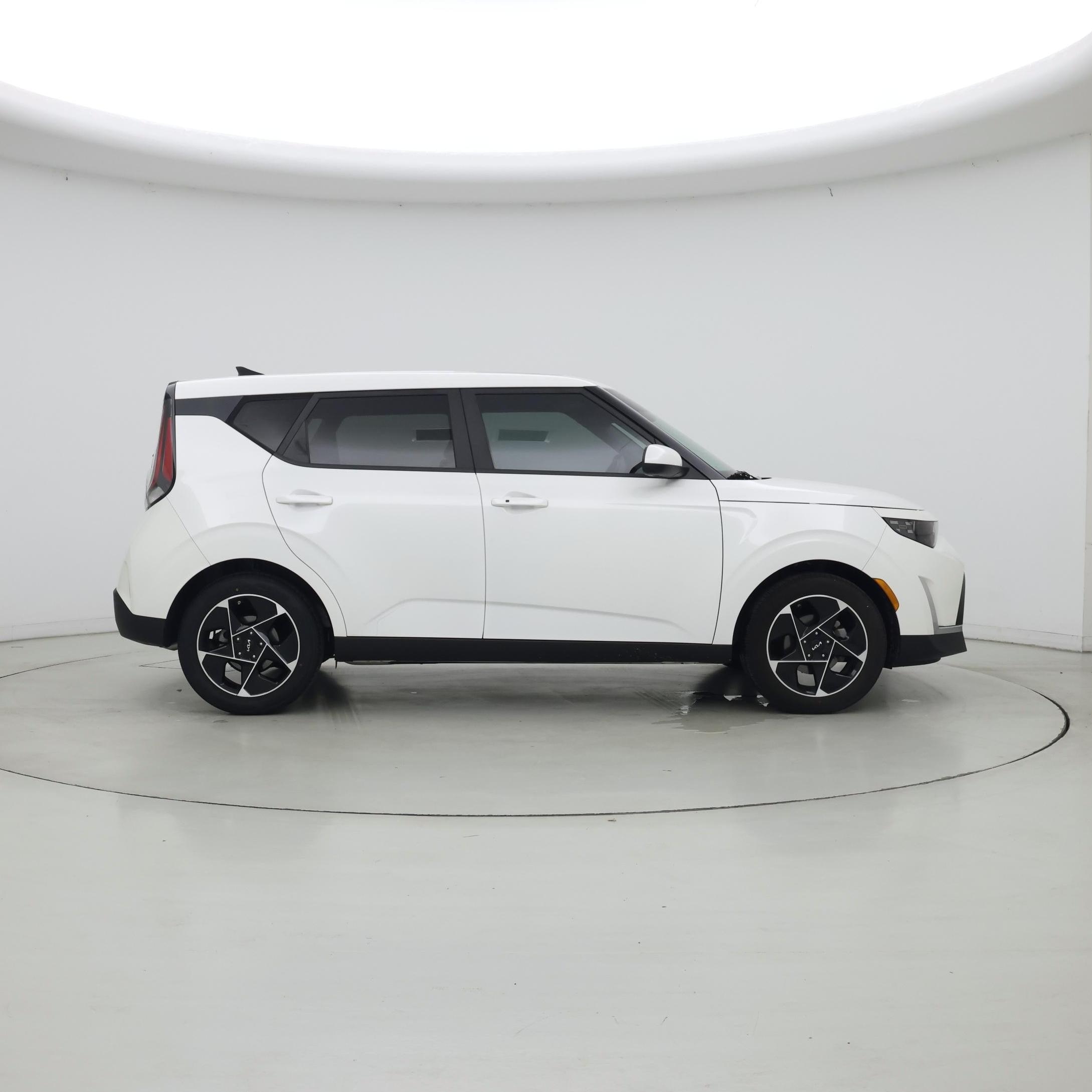 Thumbnail: 2024 Kia Soul - 7