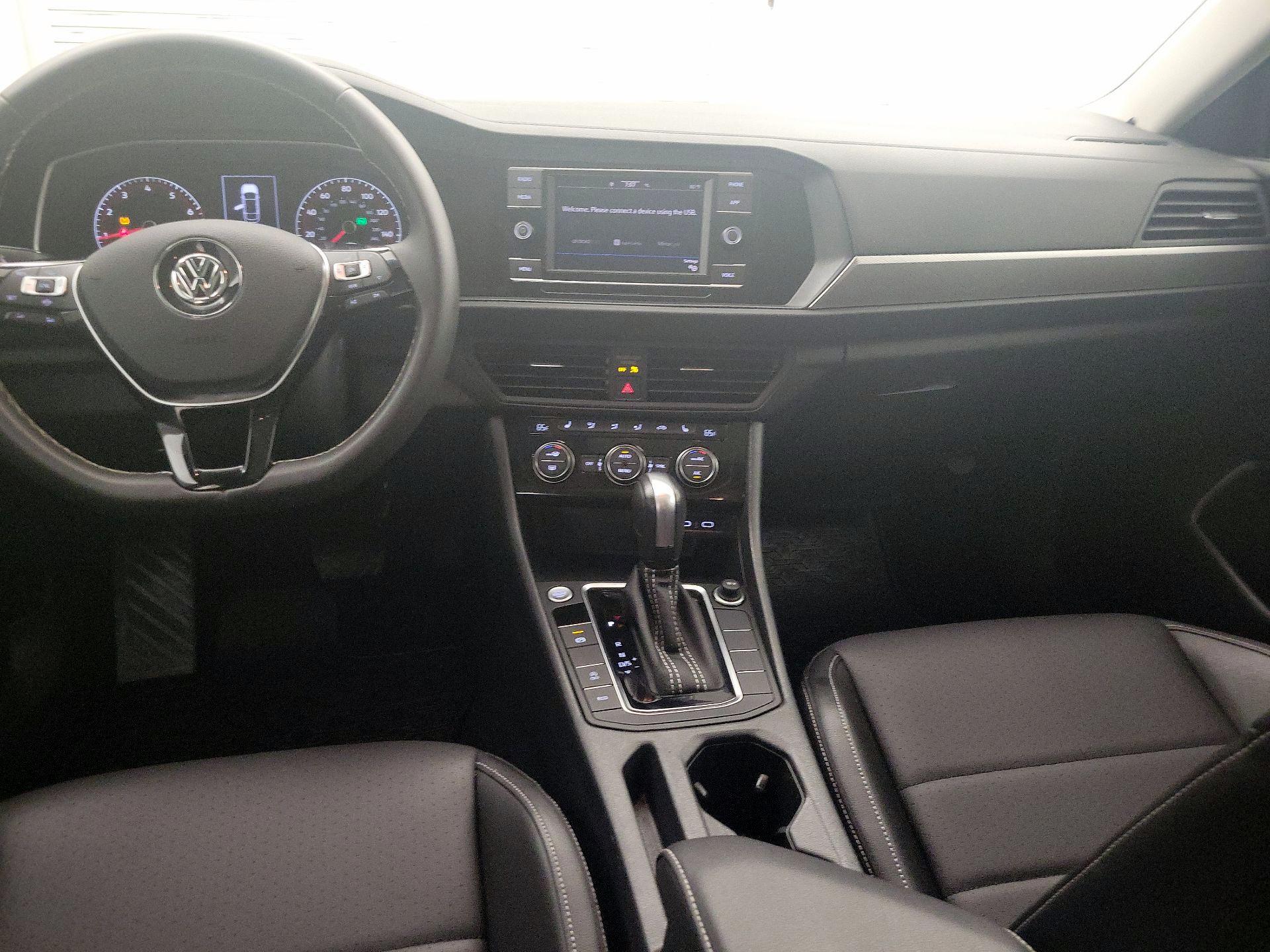 Thumbnail: 2021 Volkswagen Jetta - 9