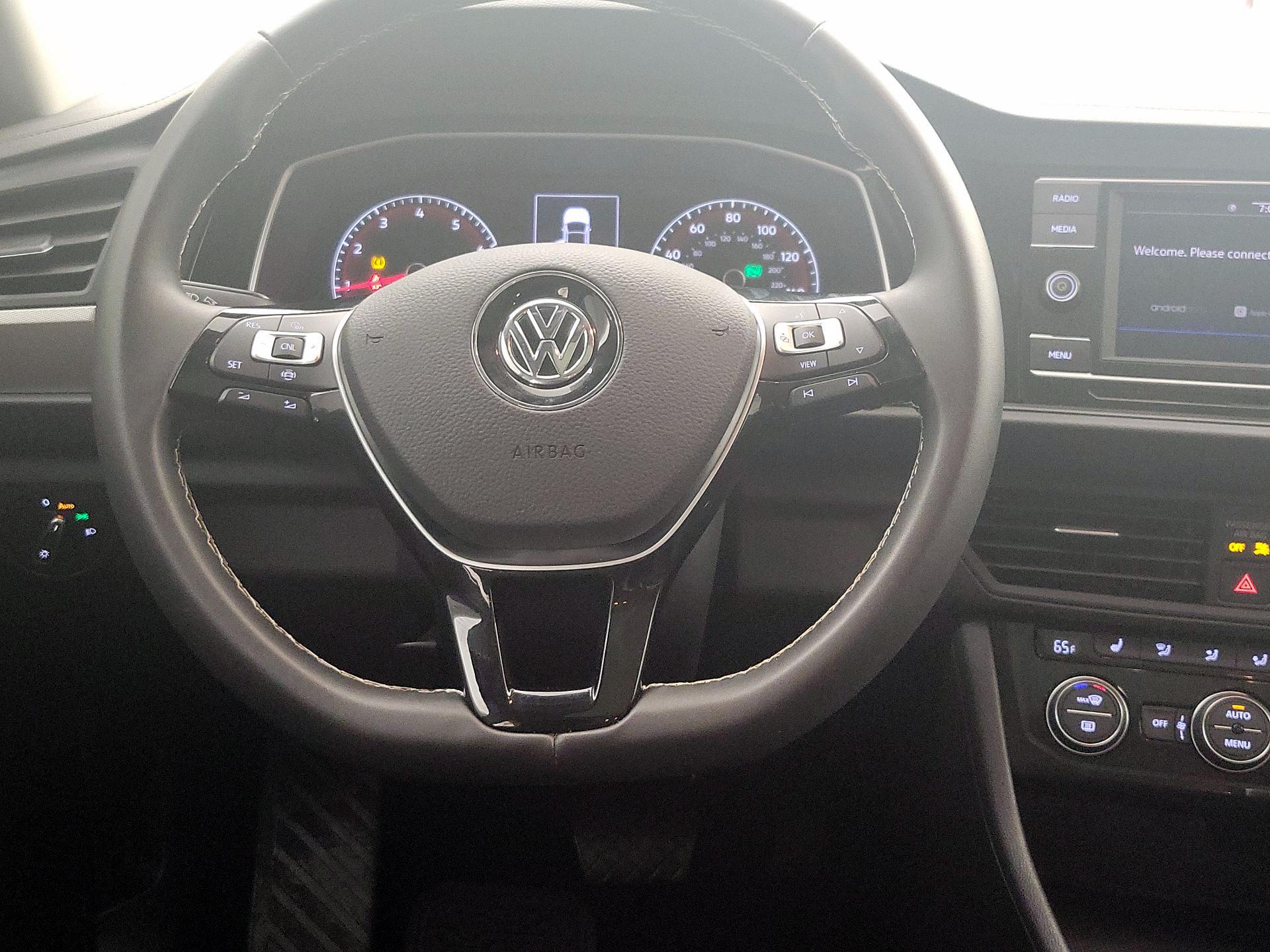Thumbnail: 2021 Volkswagen Jetta - 10