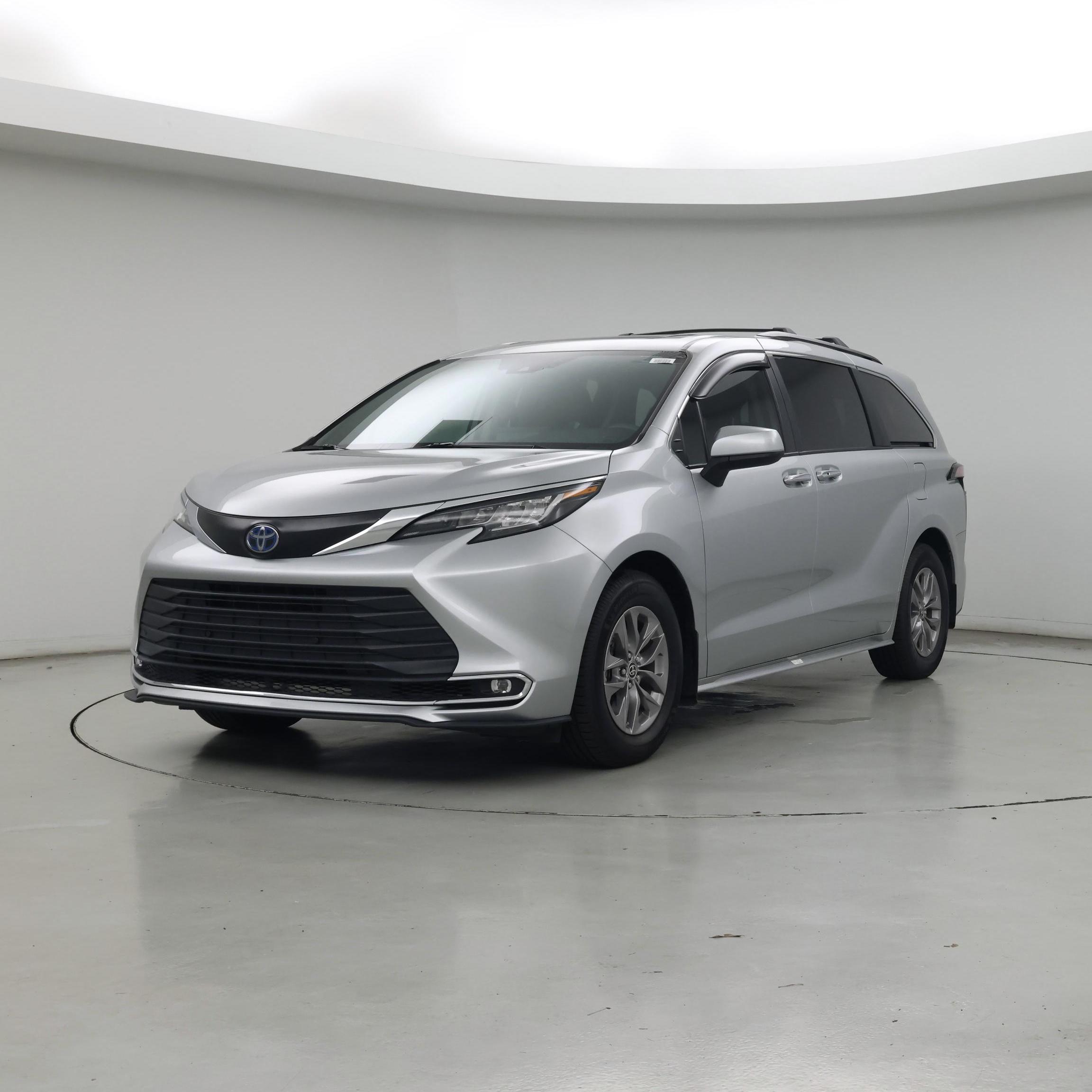 Thumbnail: 2022 Toyota Sienna - 4