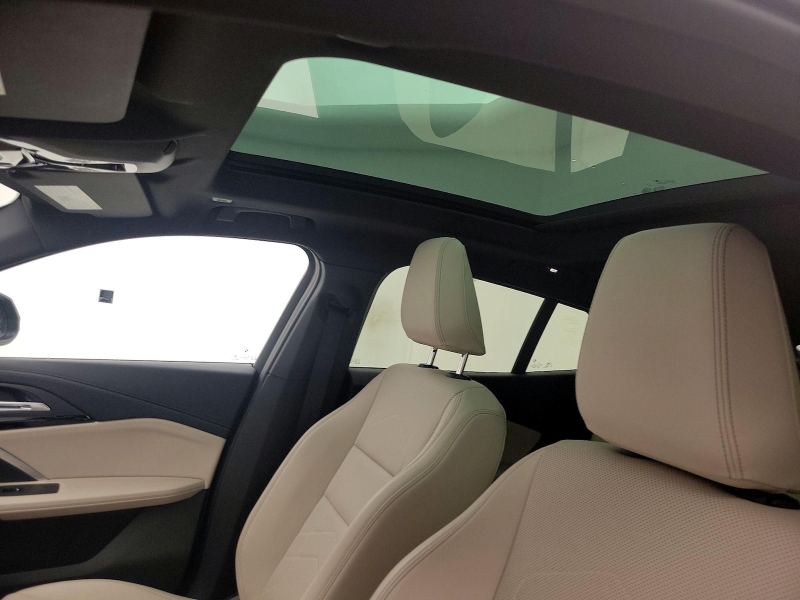 Skylight(s) & Overhead Airbags