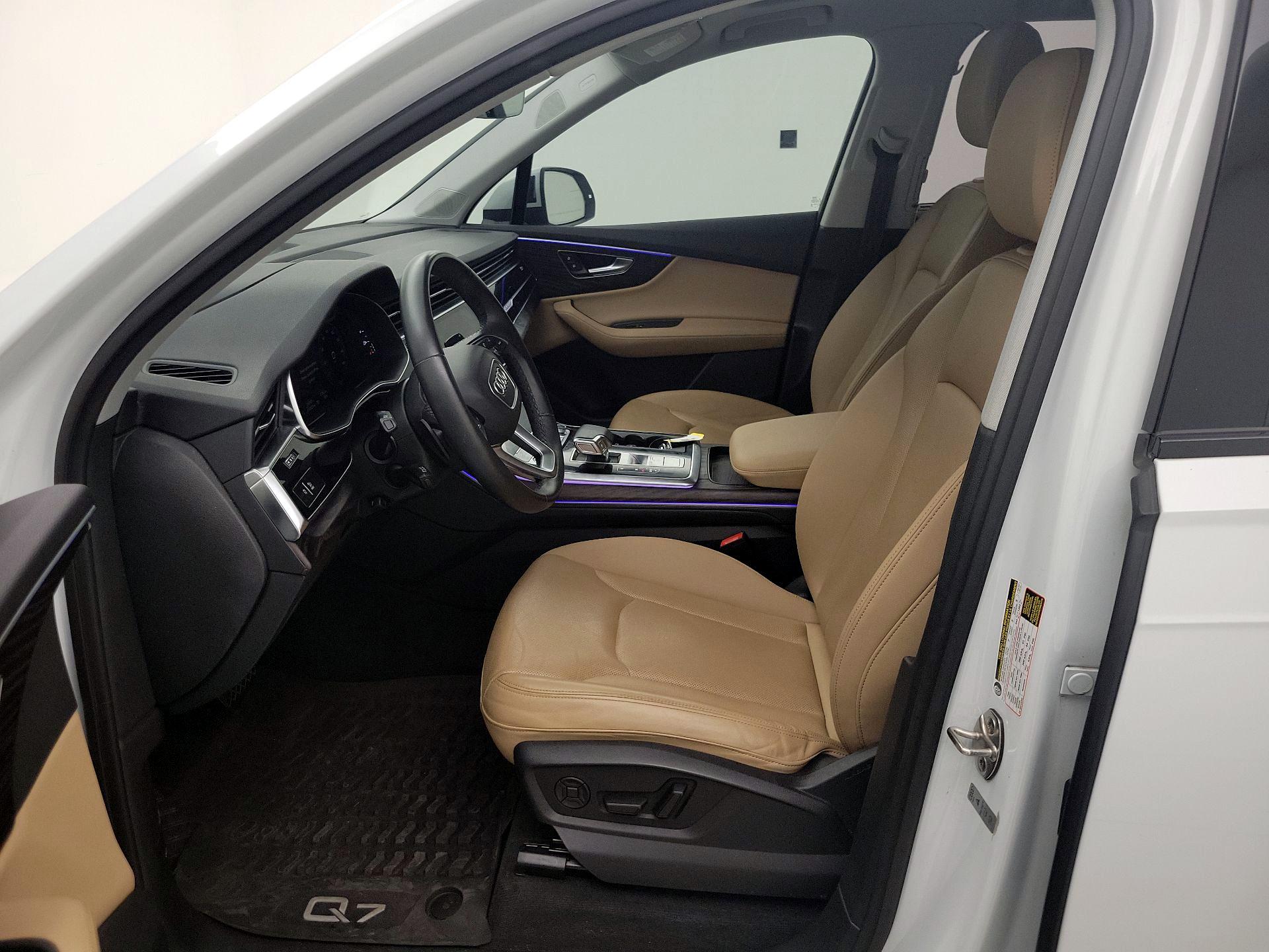 Thumbnail: 2021 Audi Q7 - 11