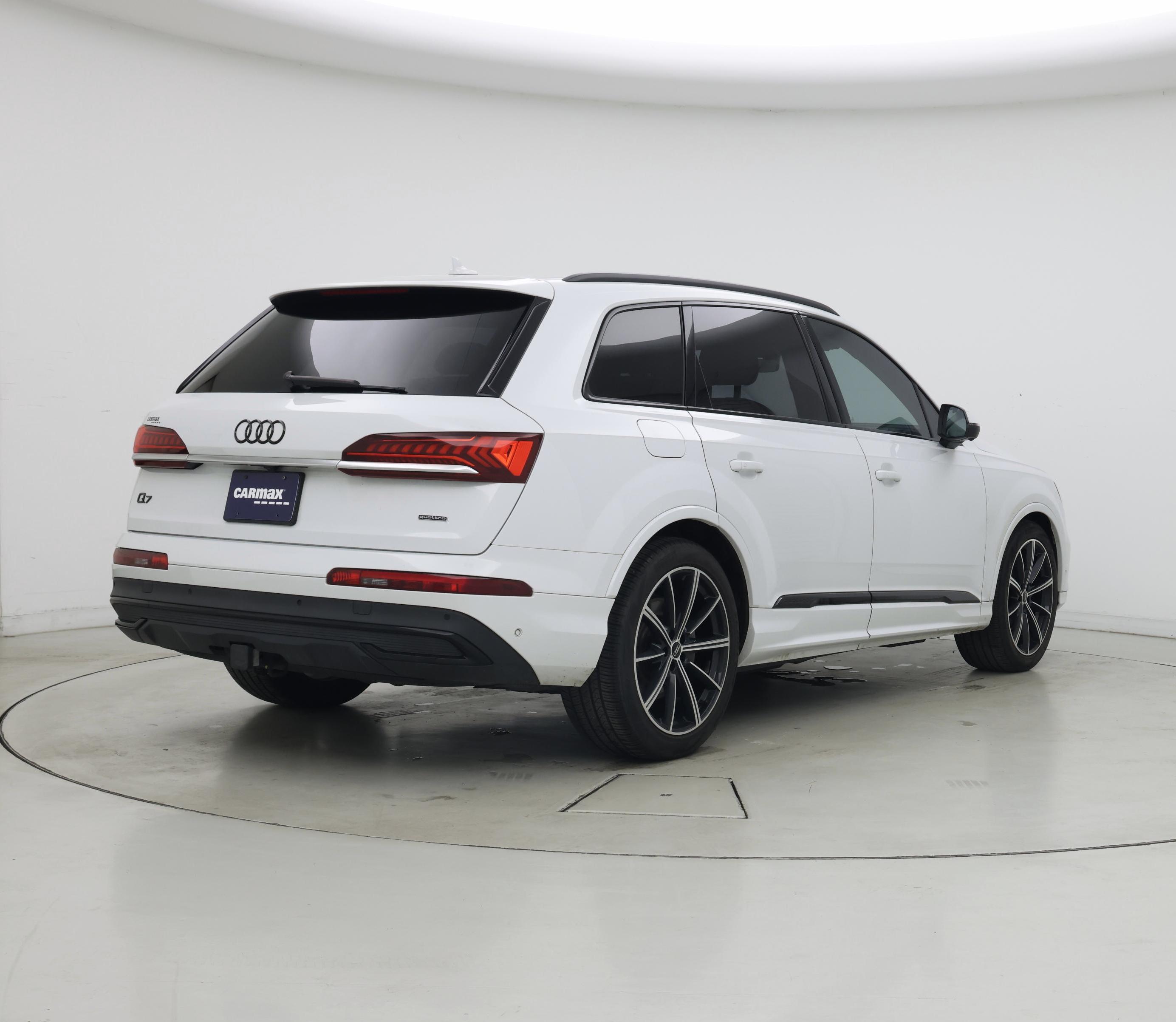 Thumbnail: 2021 Audi Q7 - 8
