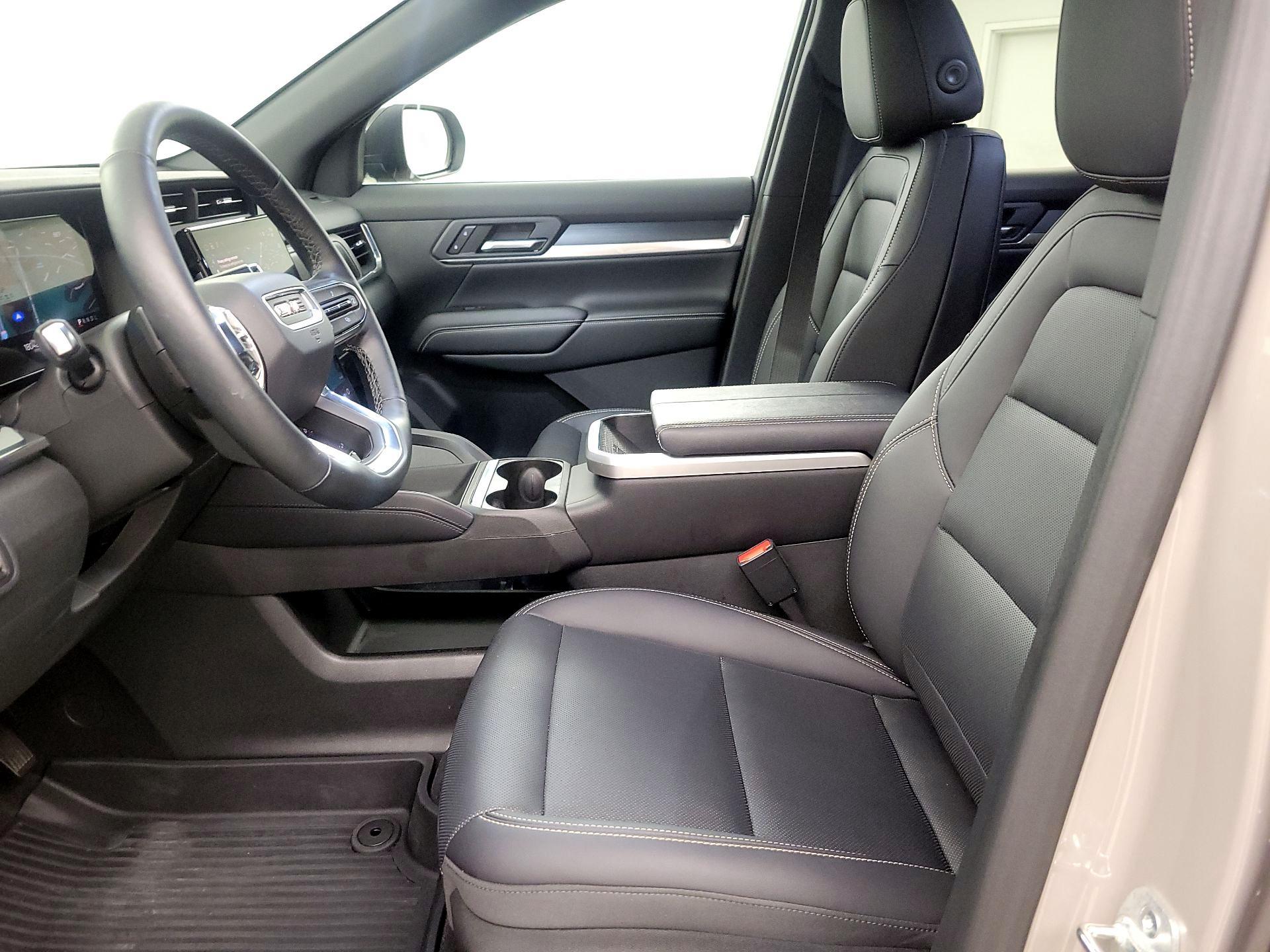 Thumbnail: 2025 GMC Terrain - 11