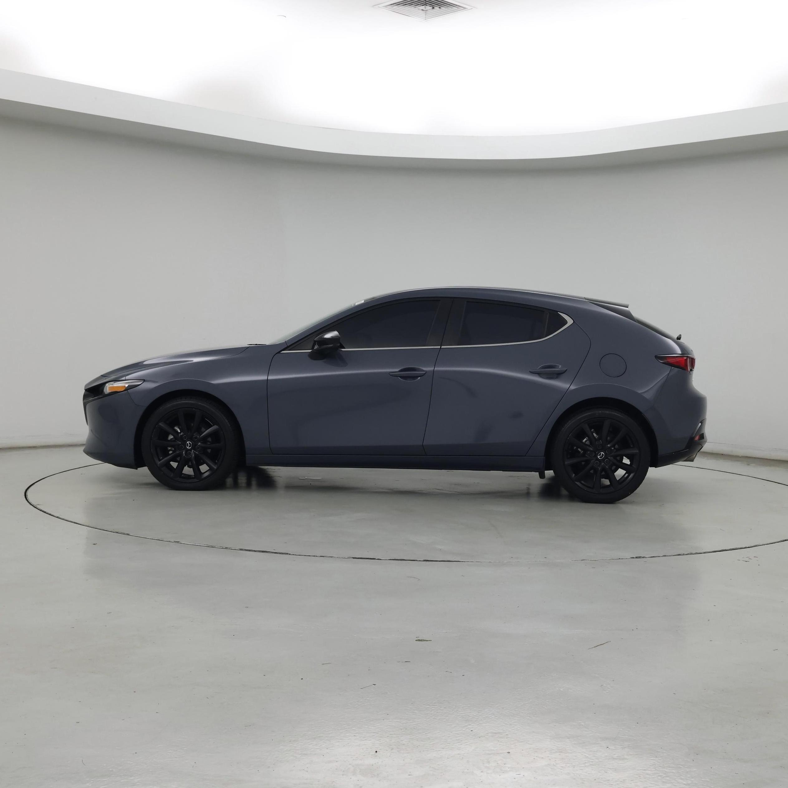 Thumbnail: 2023 Mazda Mazda3 - 3