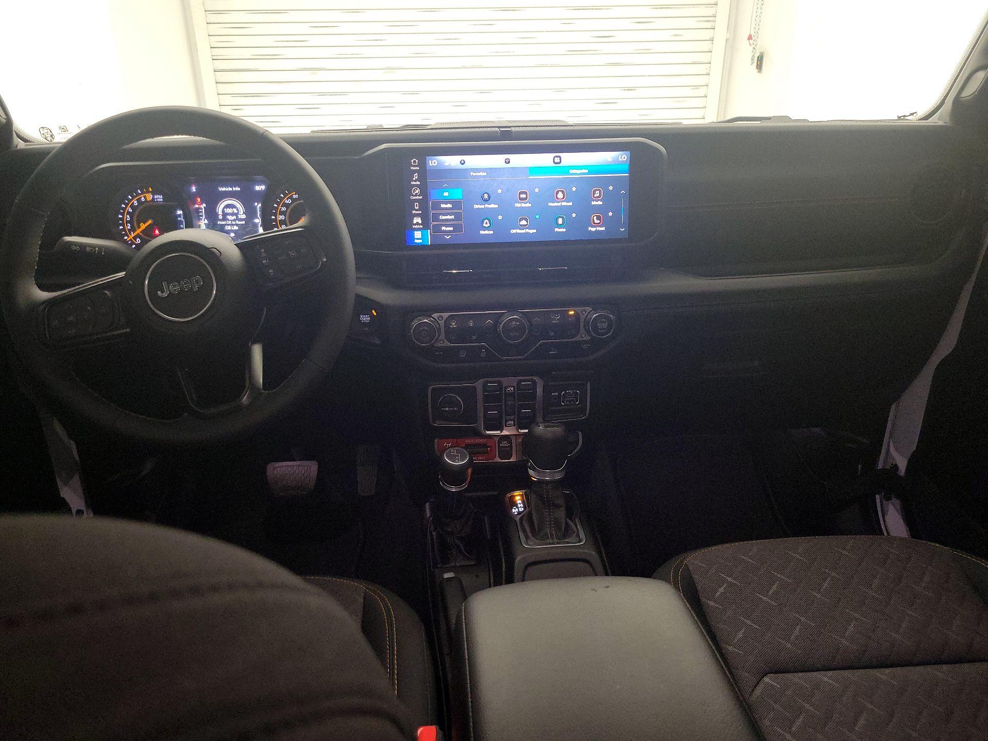 Thumbnail: 2025 Jeep Gladiator - 9