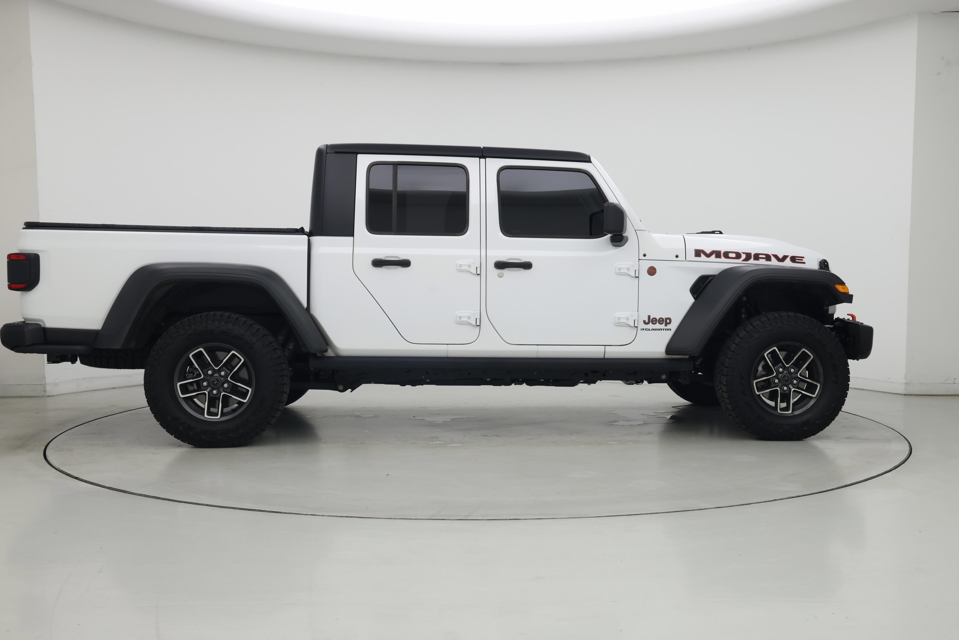 Thumbnail: 2025 Jeep Gladiator - 7